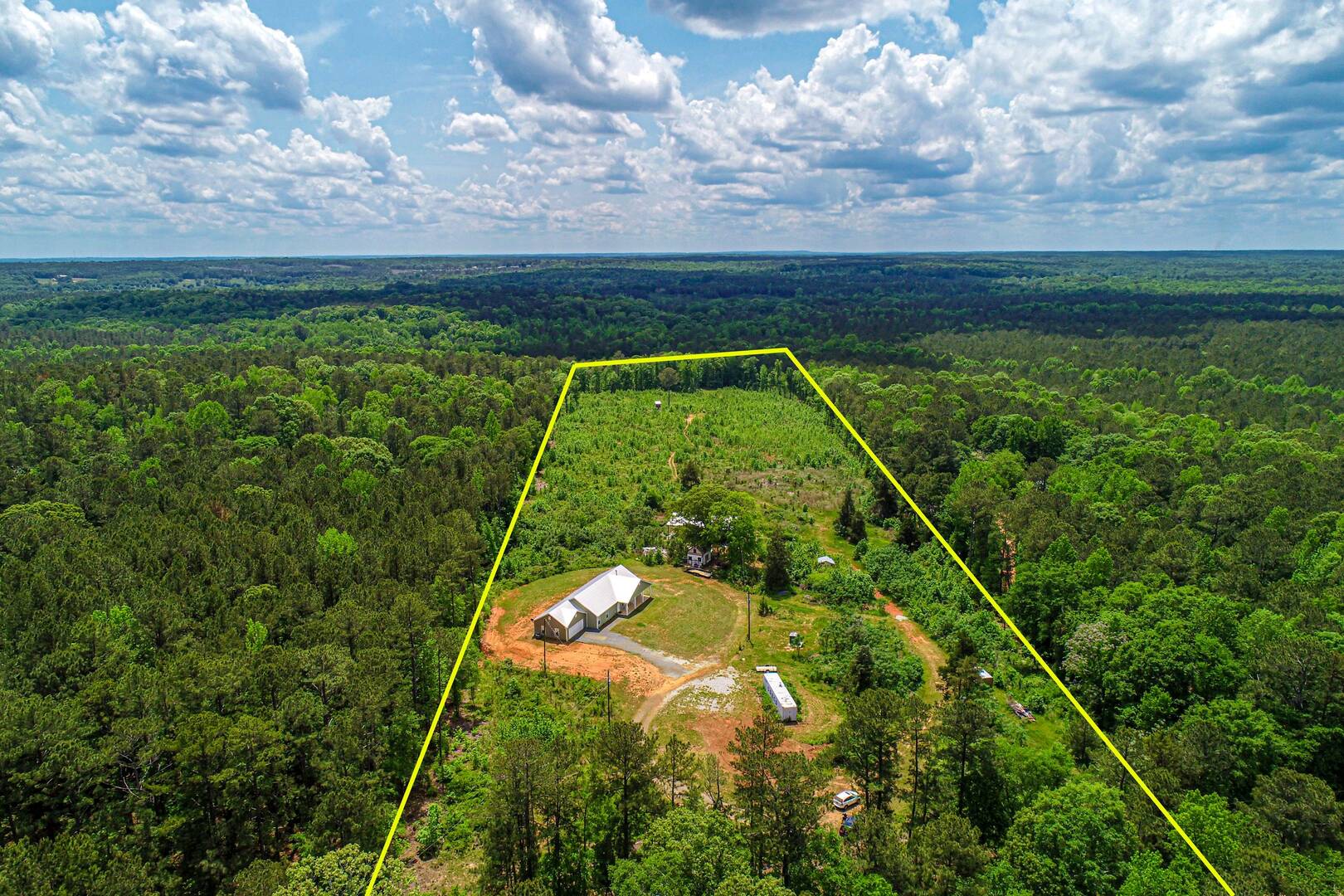364 Rough Rd Flovilla , Georgia 30216