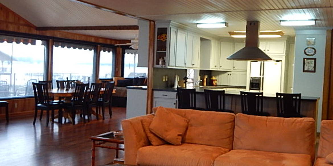 Brivity 8120 False River Rd. Oscar, LA 70762