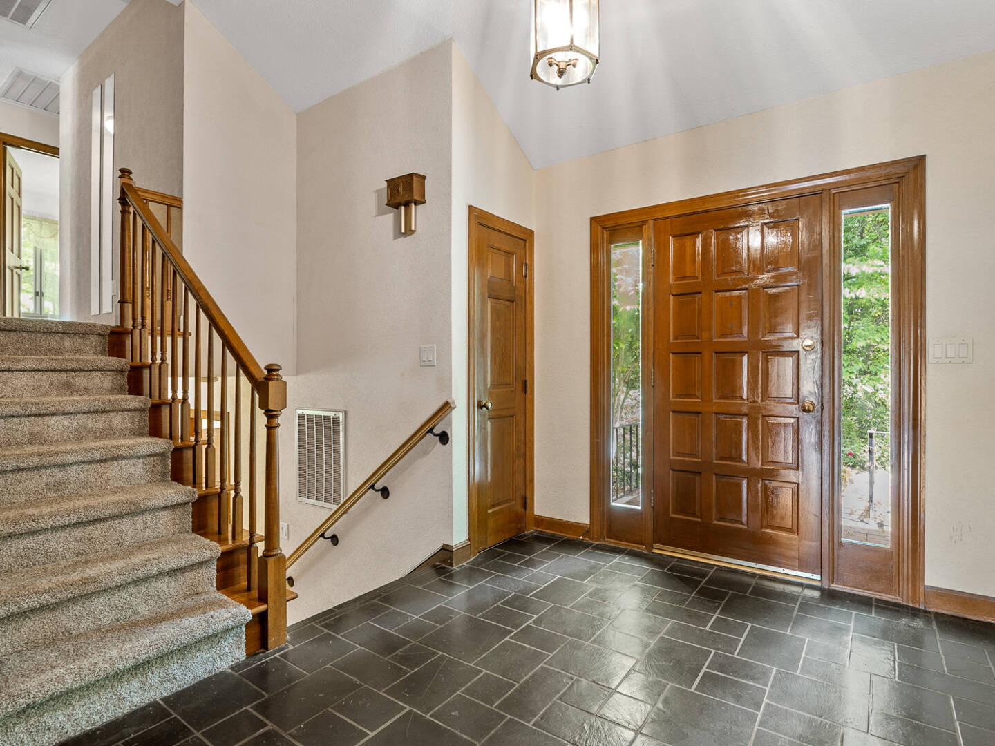 129 Sorrento Dr. Moore, SC 29369