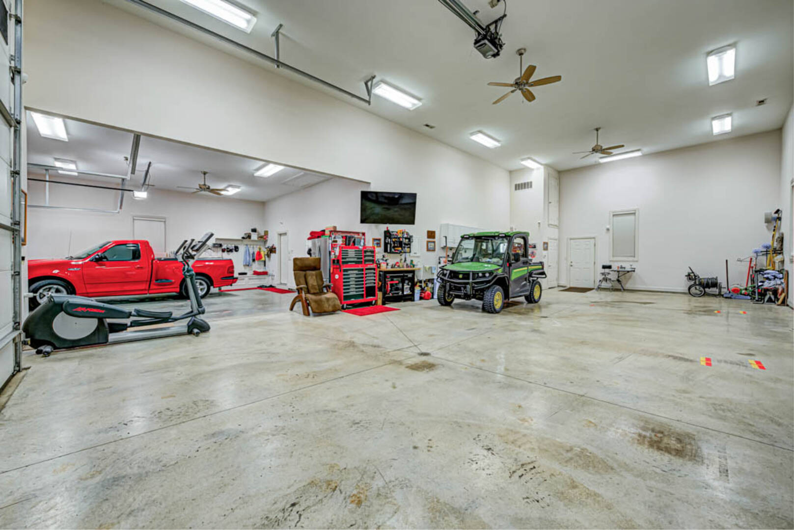 12822 E. 239th St. Noblesville, IN 46060