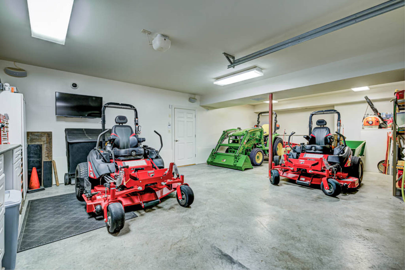 12822 E. 239th St. Noblesville, IN 46060