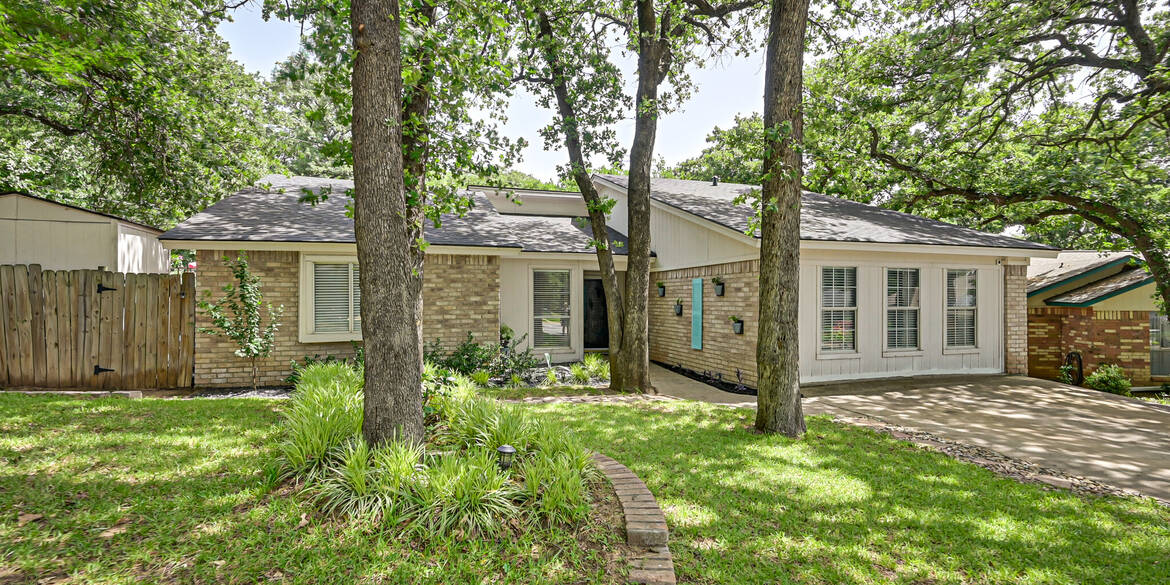 Brivity 4301 Mossridge Ct Arlington, Texas 76016