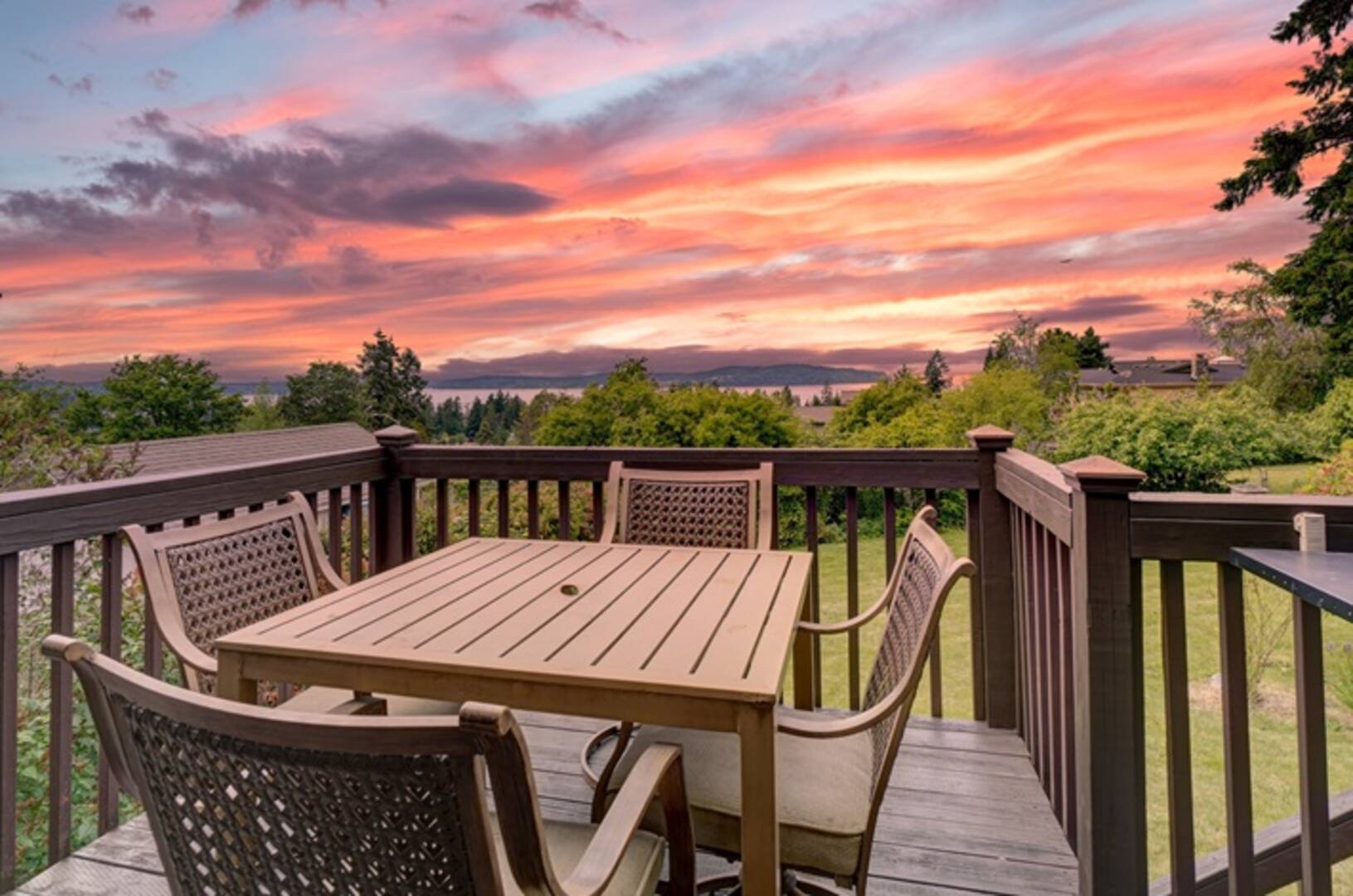 1009 Rowell St Steilacoom, WA 98388
