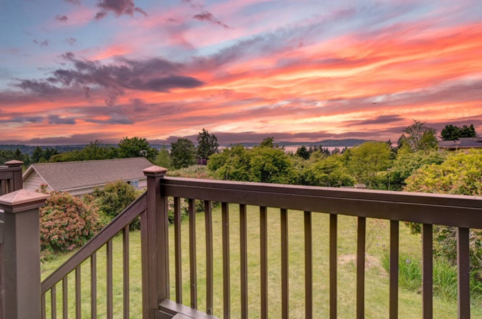 1009 Rowell St Steilacoom, WA 98388
