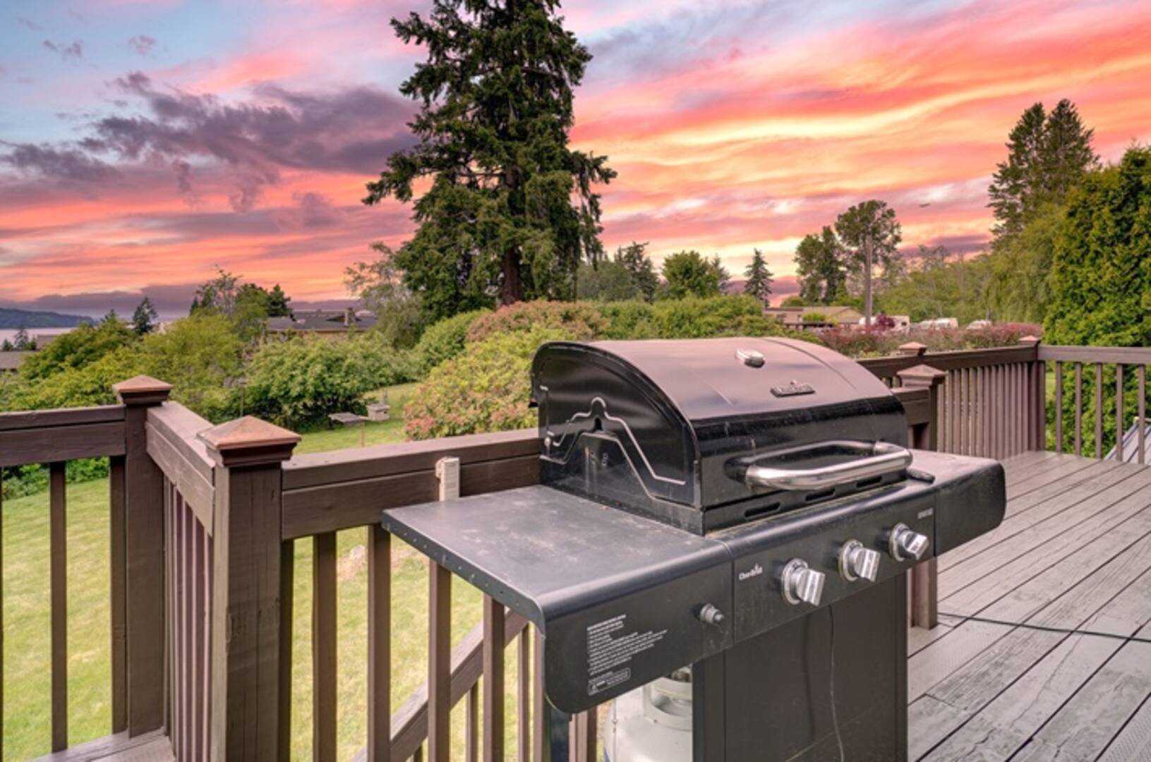 1009 Rowell St Steilacoom, WA 98388