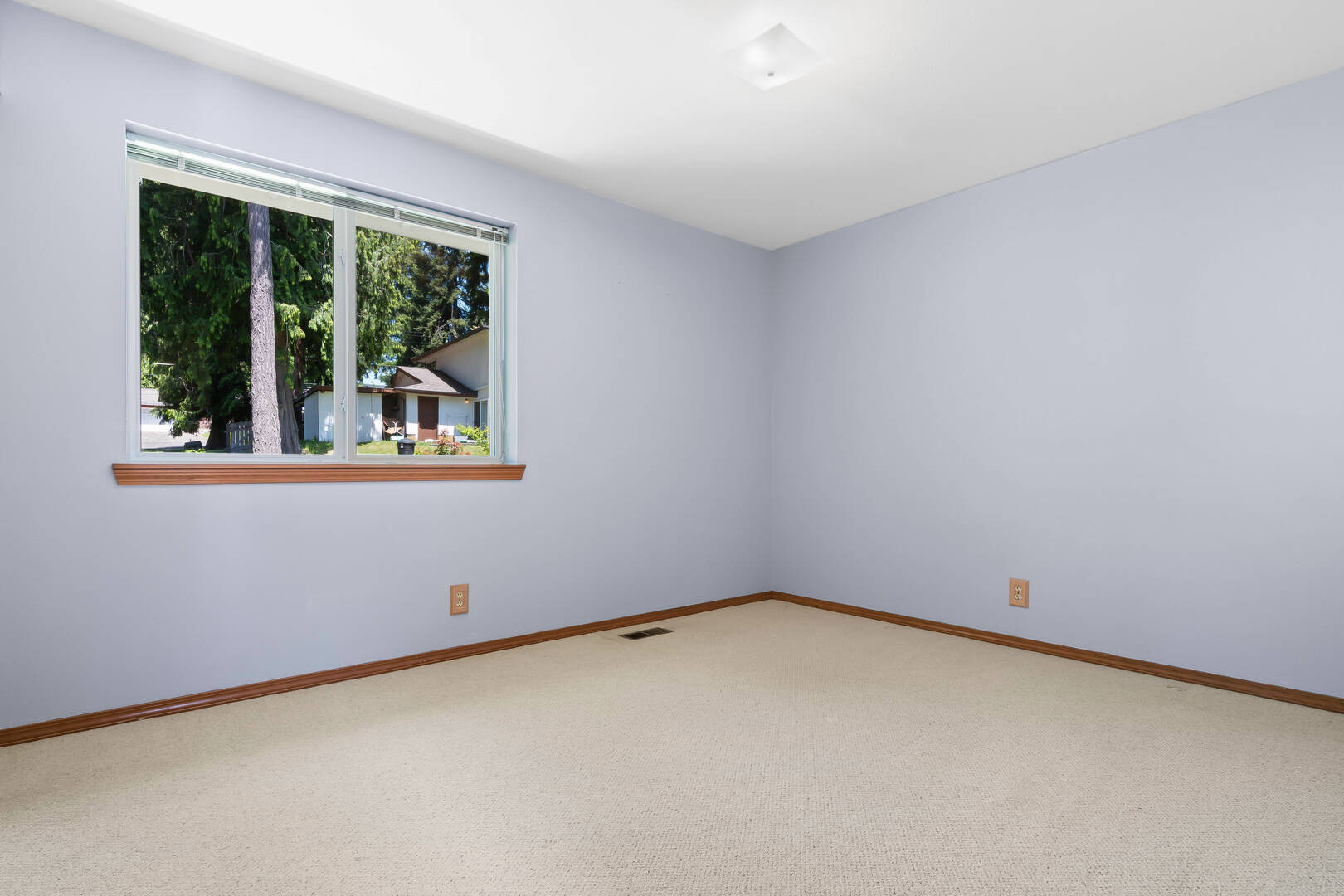 9115 33rd ST E  Edgewood, WA 98371