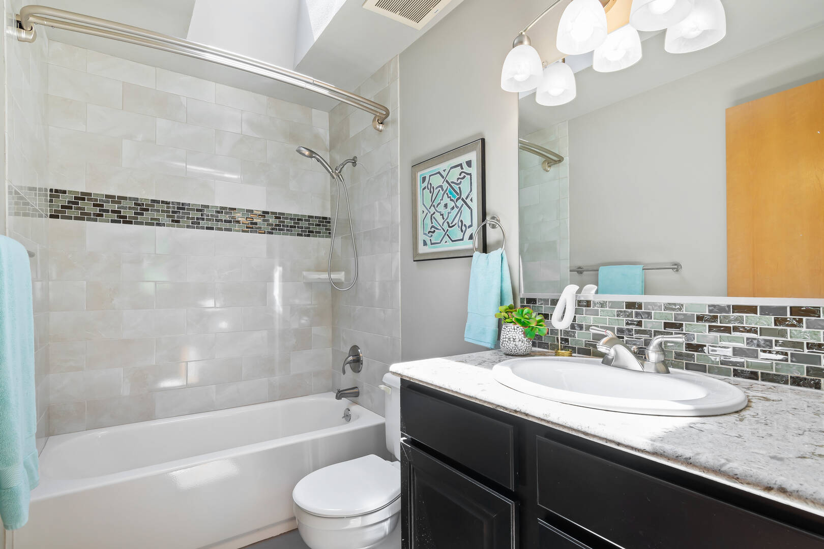 9115 33rd ST E  Edgewood, WA 98371