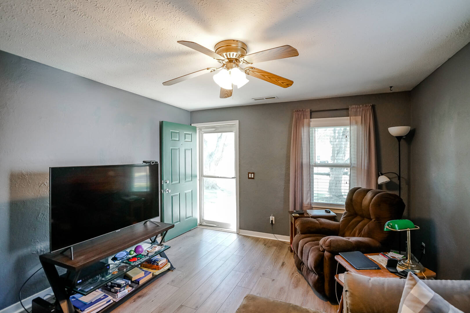 1914 W Richwoods Blvd Peoria, IL 61604