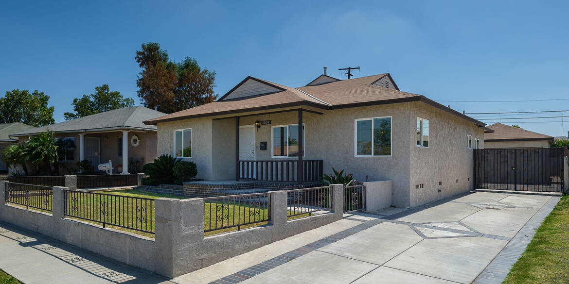 Brivity 2004 N Parmelee Ave Compton, CA 90222