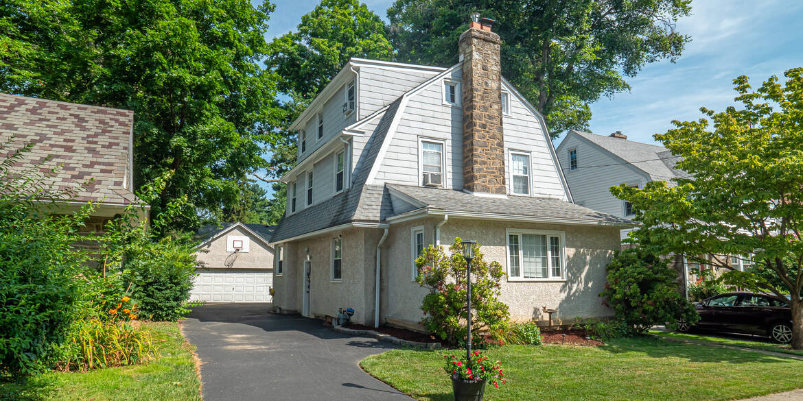 Brivity 4027 School Lane Drexel Hill, PA 19026