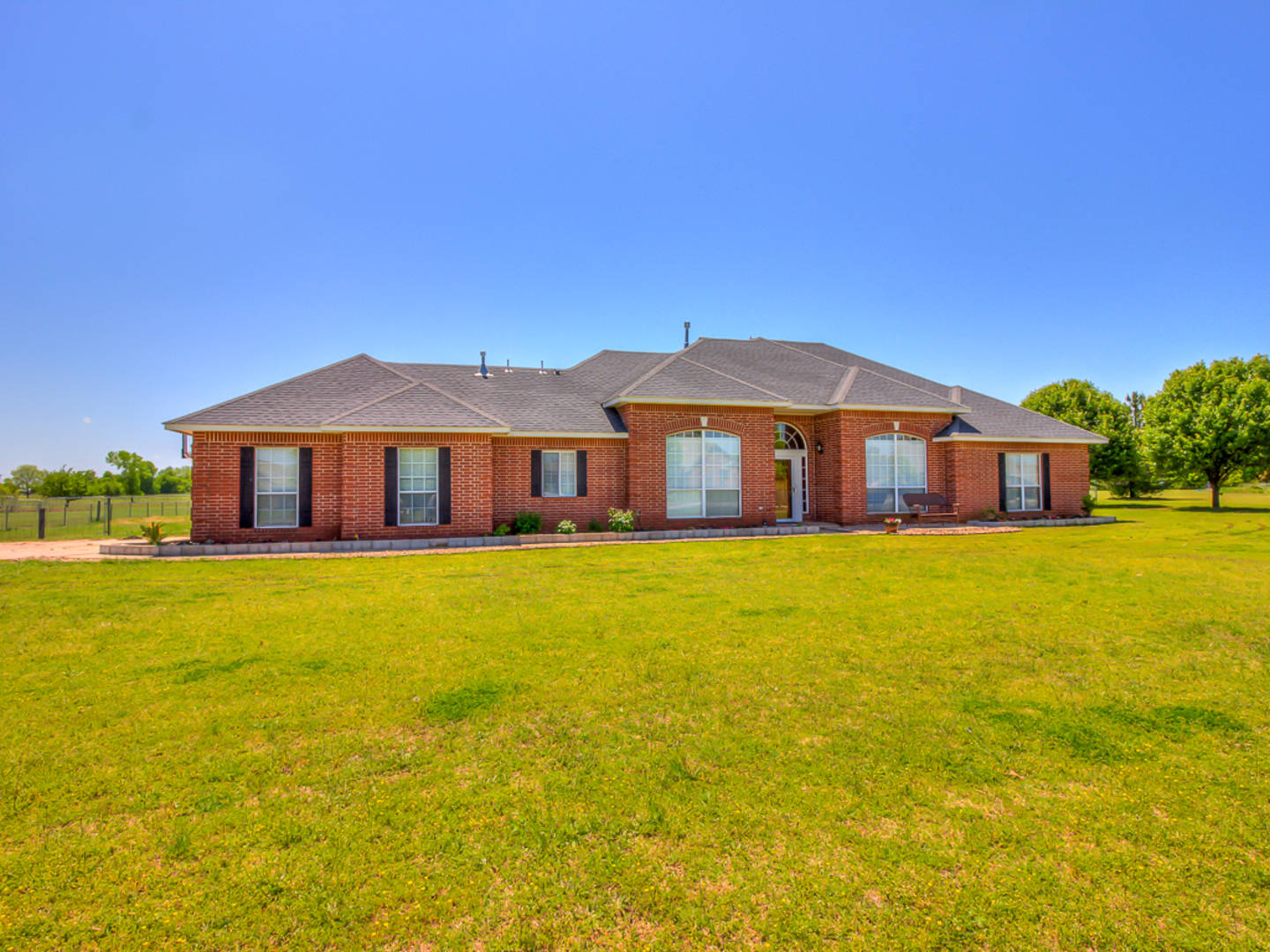 Brivity 13100 SW 51st Street Mustang, OK 73064 Virtual Tour