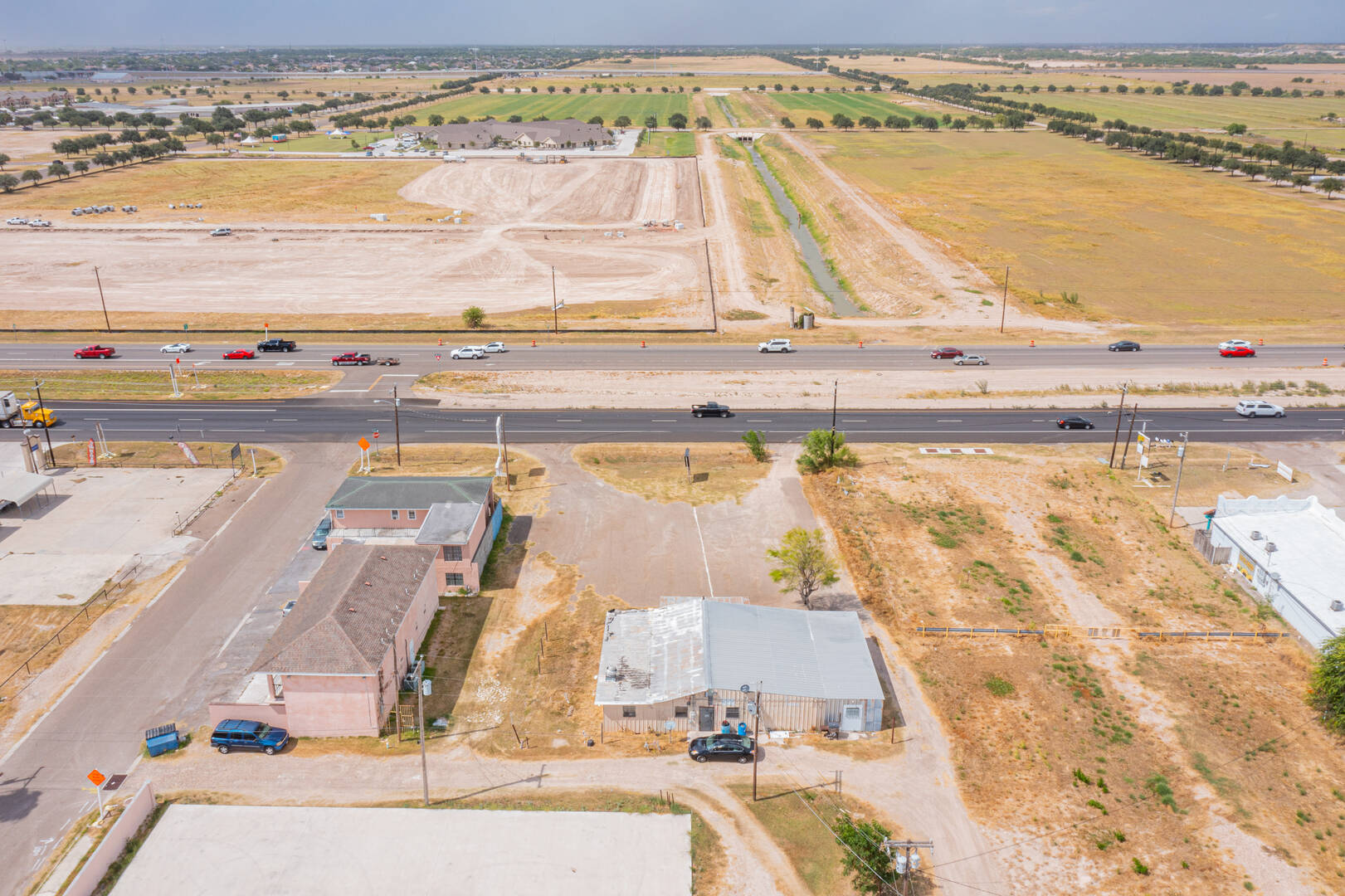 Brivity 2110 Expressway 83 Highway Penitas, TX 78516 Virtual Tour