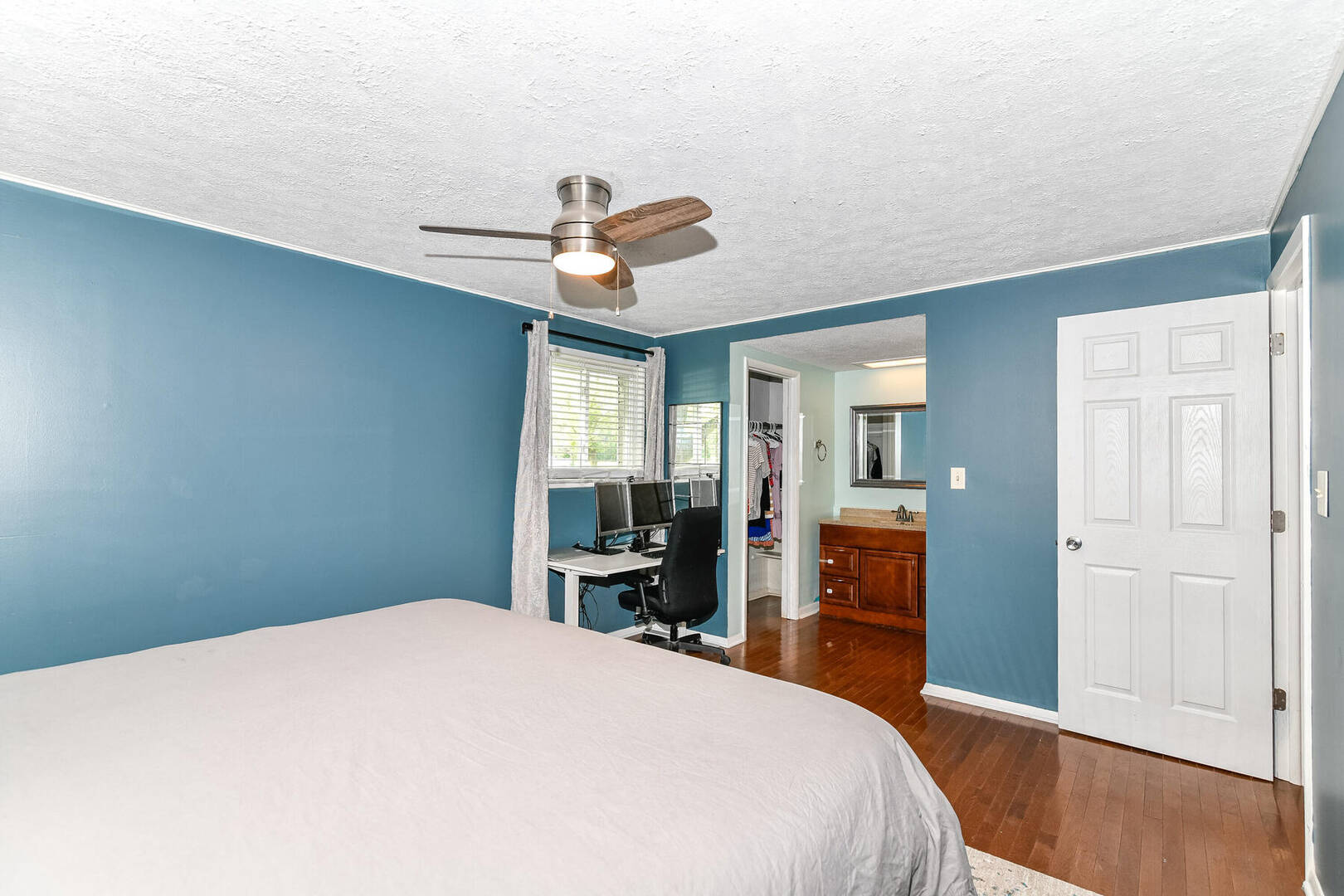 8220 E. 131st Street Fishers, IN 46038