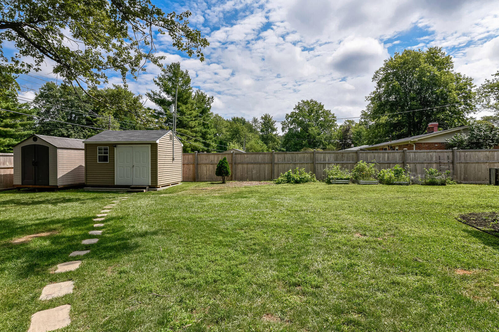 8220 E. 131st Street Fishers, IN 46038