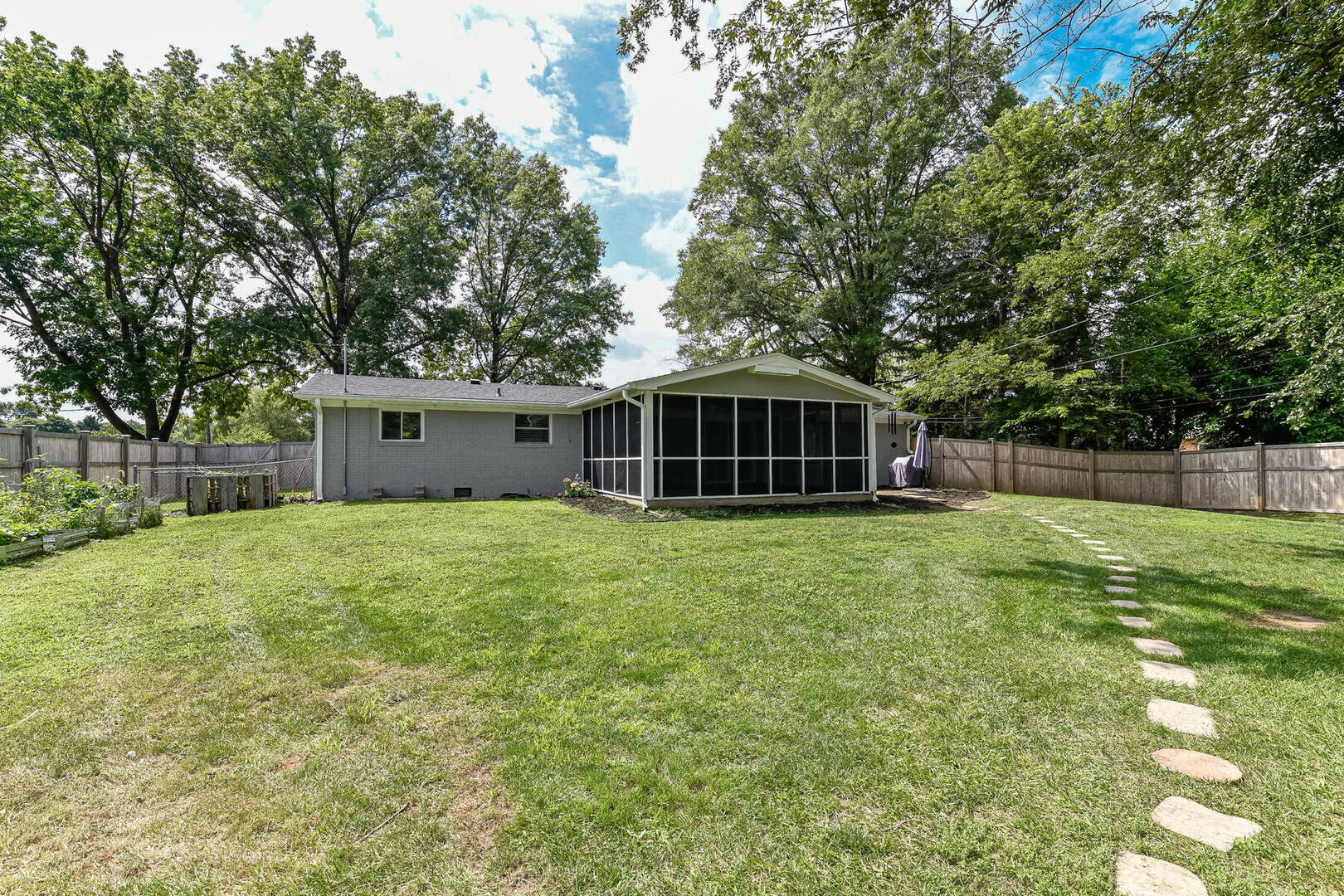 8220 E. 131st Street Fishers, IN 46038