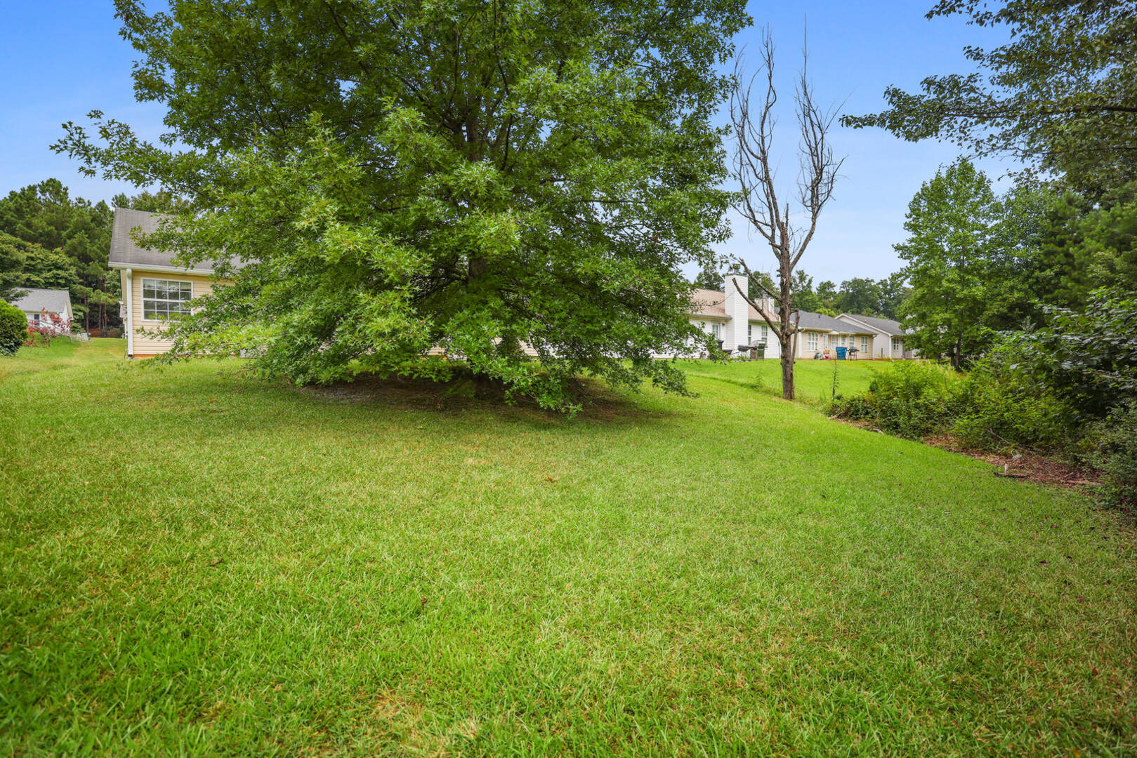 705 Amelia Grove Ln Lawrenceville, GA 30045