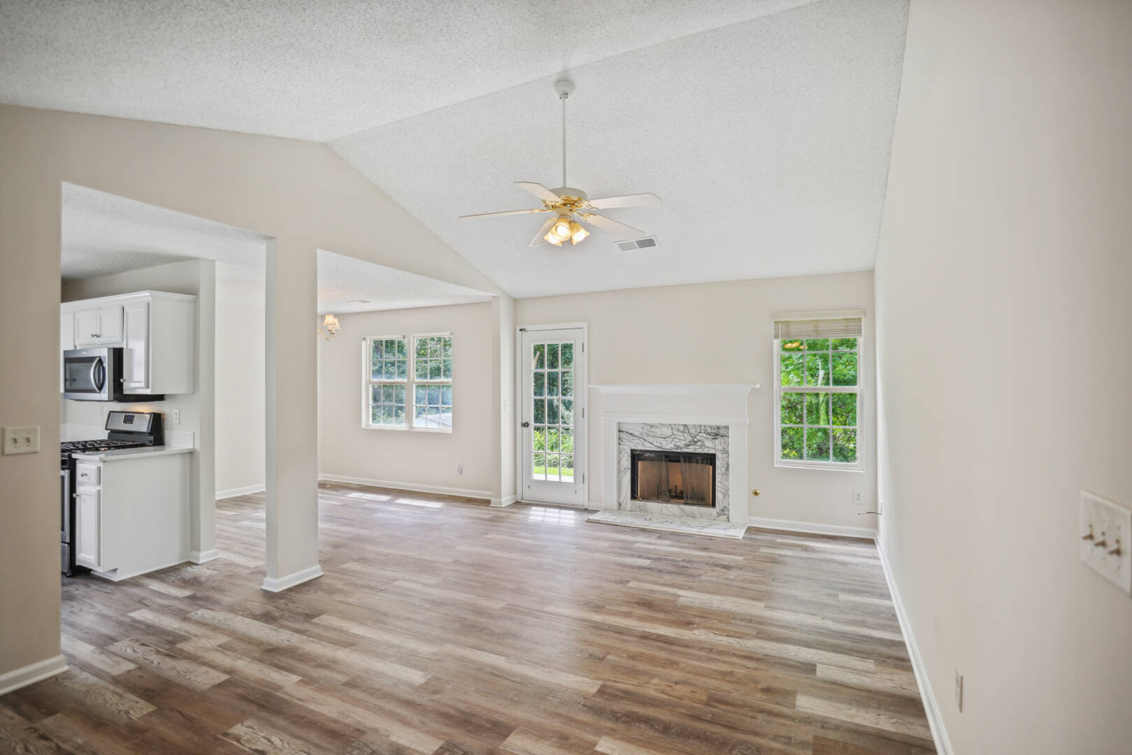 705 Amelia Grove Ln Lawrenceville, GA 30045