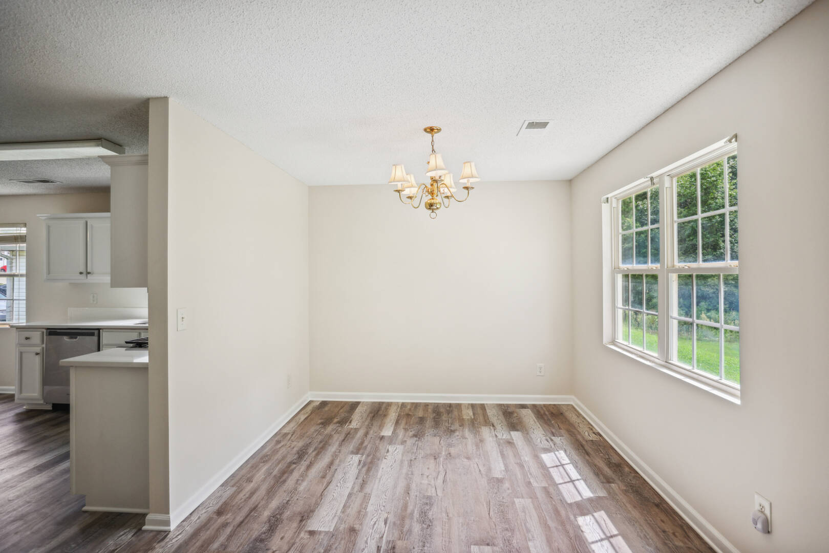 705 Amelia Grove Ln Lawrenceville, GA 30045
