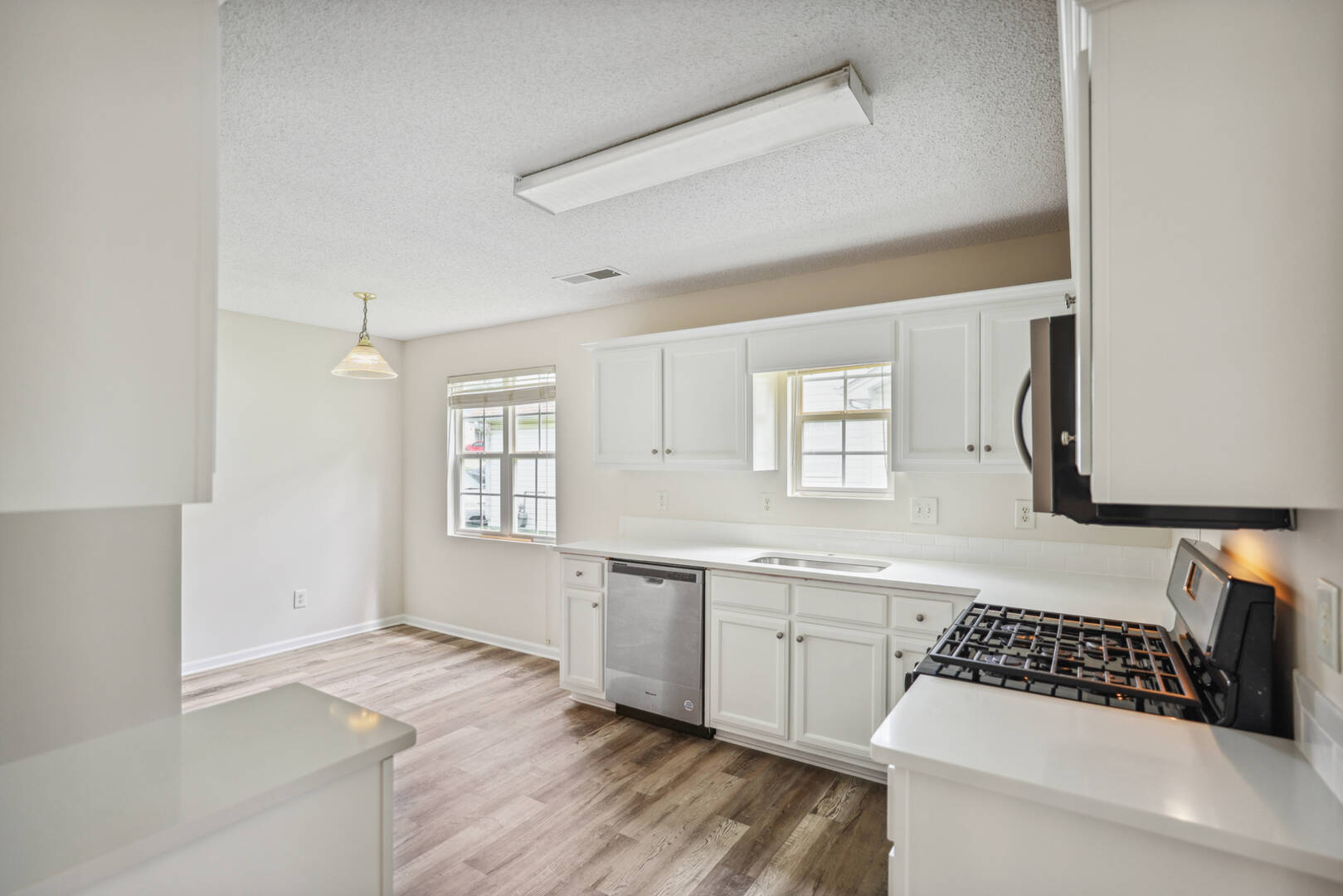 705 Amelia Grove Ln Lawrenceville, GA 30045