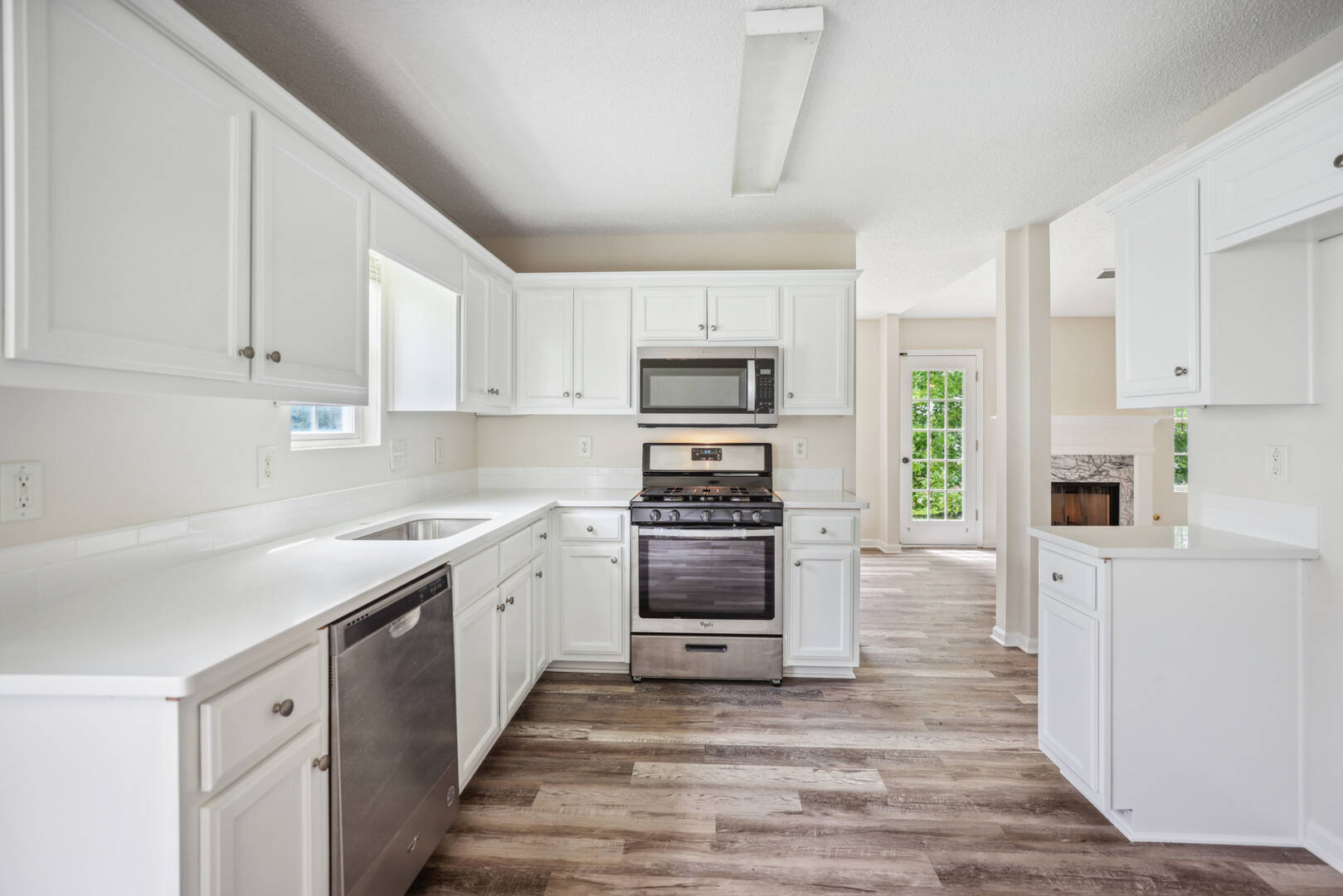 705 Amelia Grove Ln Lawrenceville, GA 30045