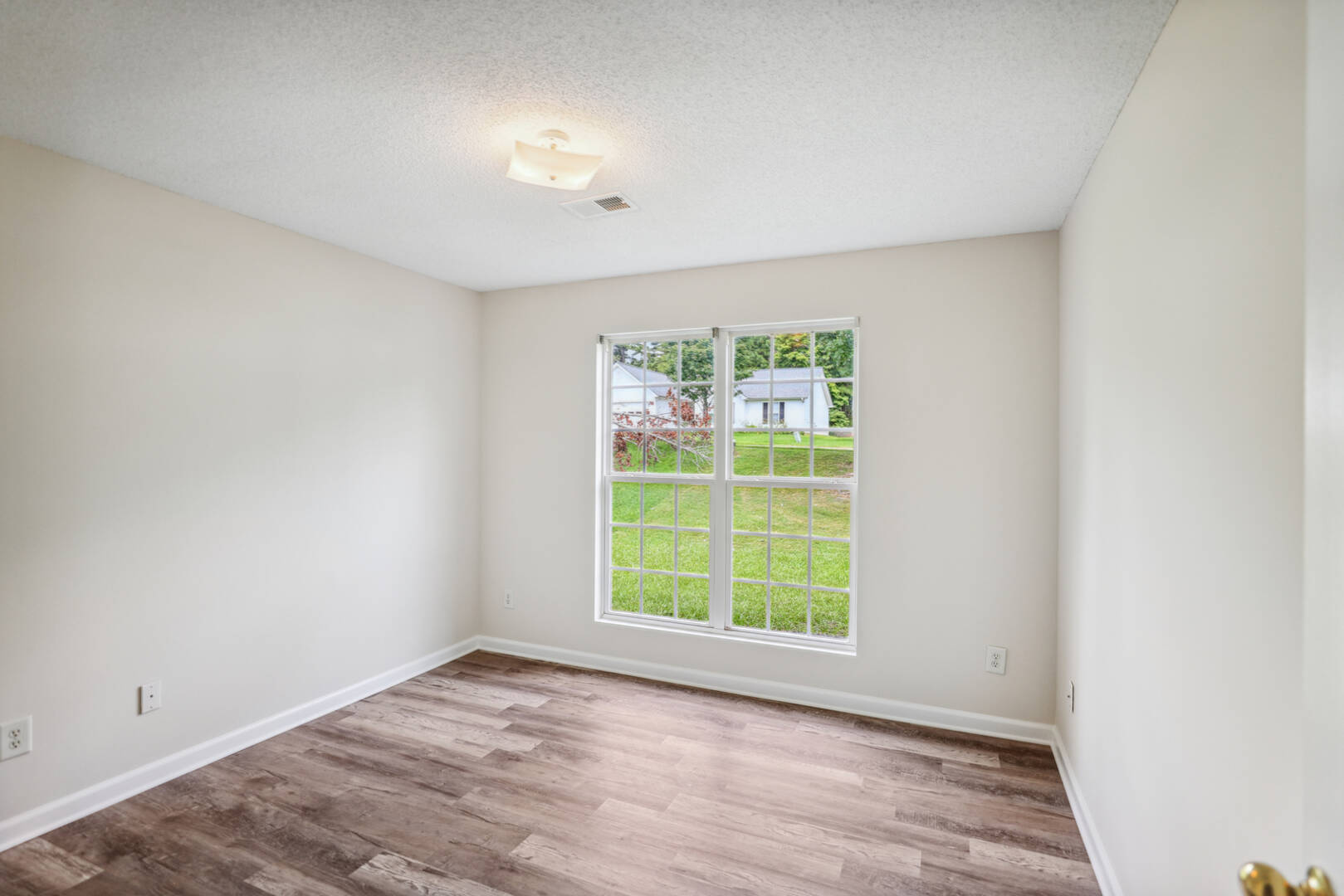 705 Amelia Grove Ln Lawrenceville, GA 30045