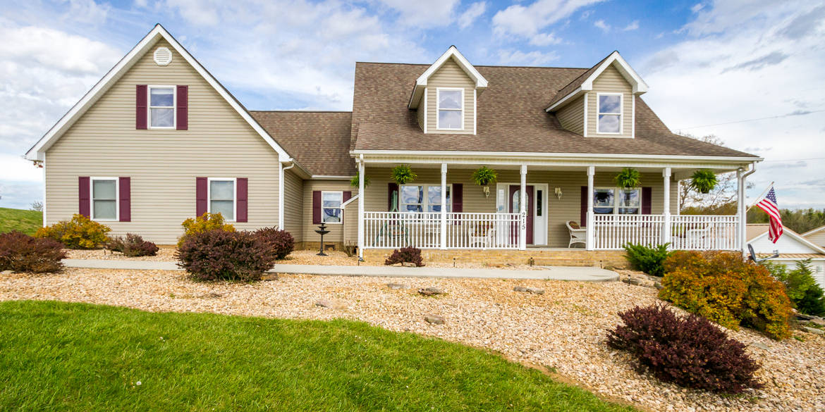 Brivity 215 Oak Hill Lane Draper, VA 24324