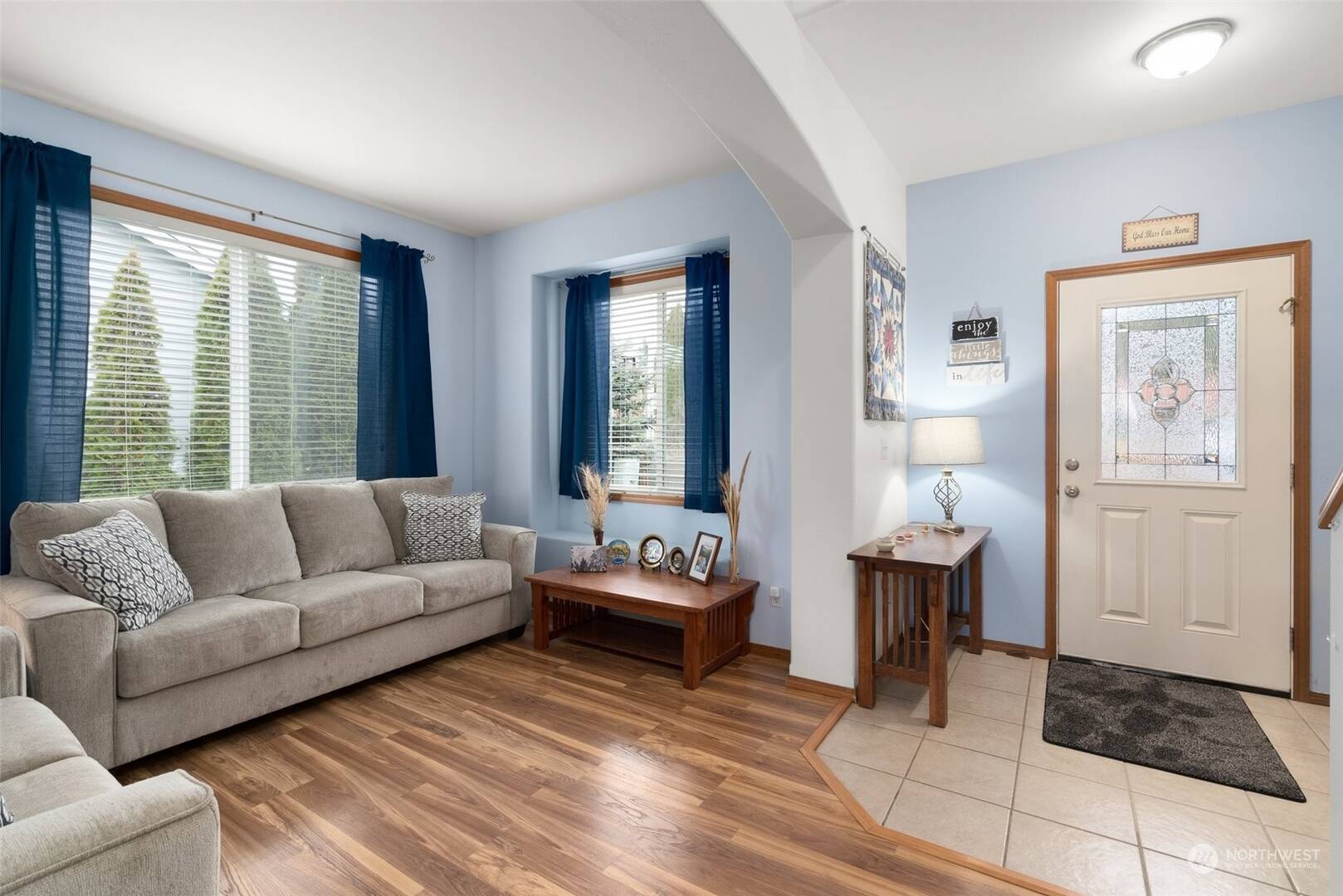 851 Center St W Eatonville, WA 98328