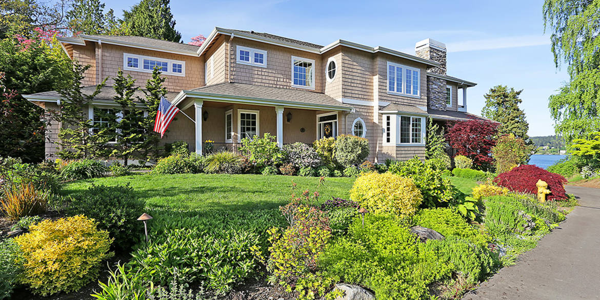 Brivity 7732 Seward Park Ave S Seattle, WA 98118