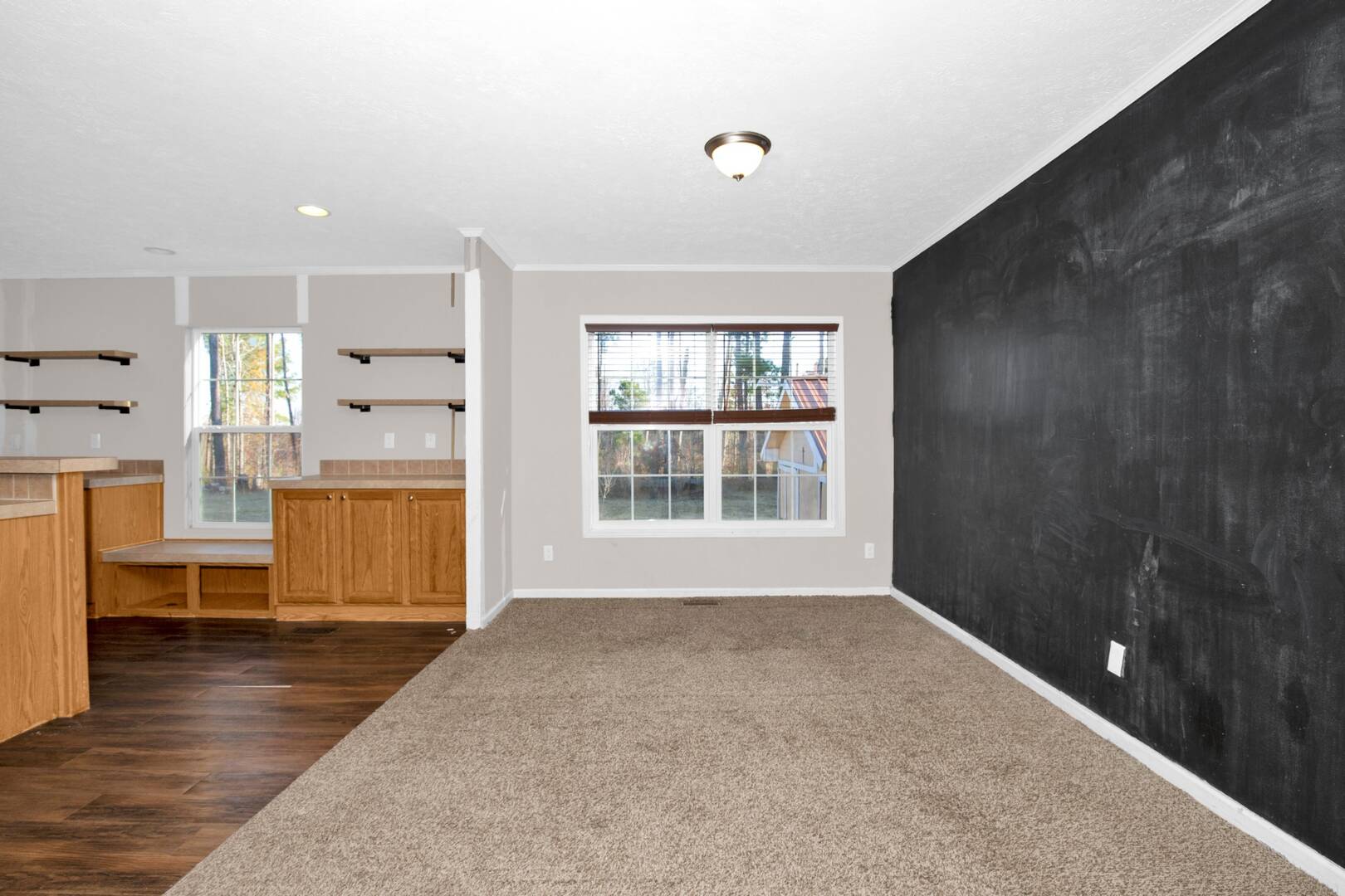 626 Edgewater Dr Raeford, NC 28376