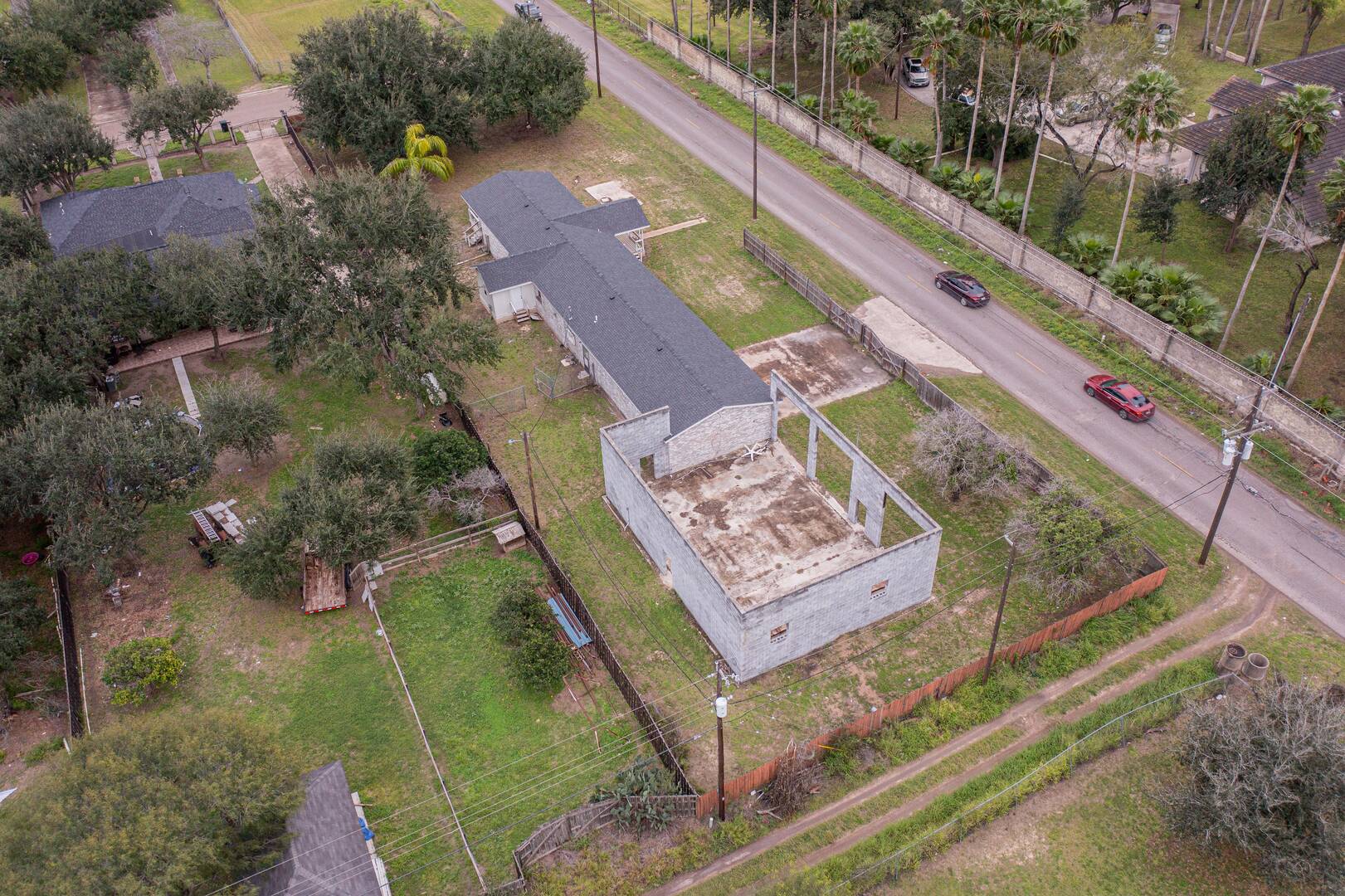 Brivity 1421 S Dallas Street Alton, Texas 78573 Virtual Tour