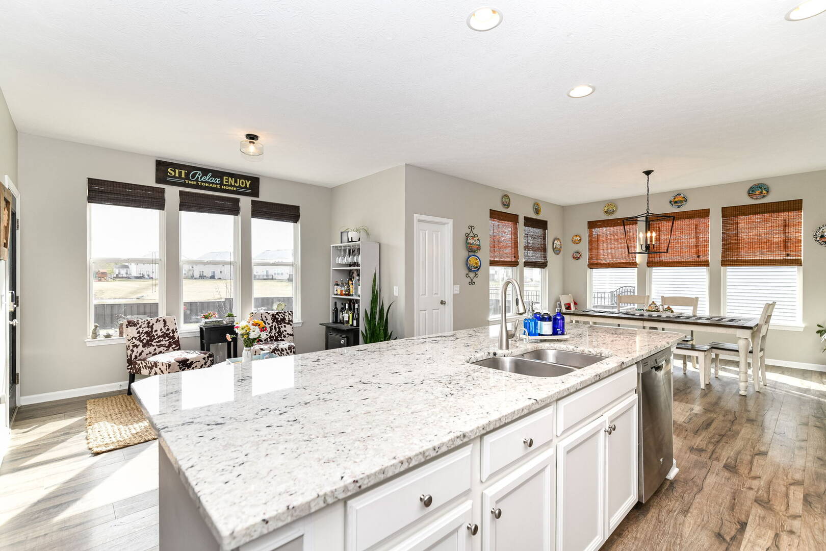 6307 Falcon Lane Zionsville, IN 46077