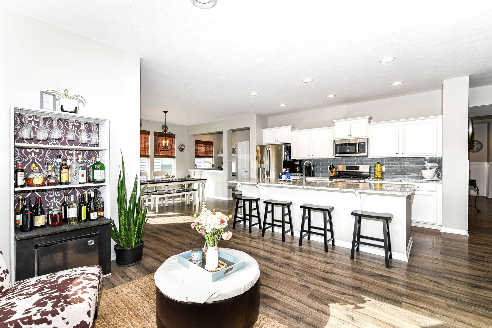 6307 Falcon Lane Zionsville, IN 46077