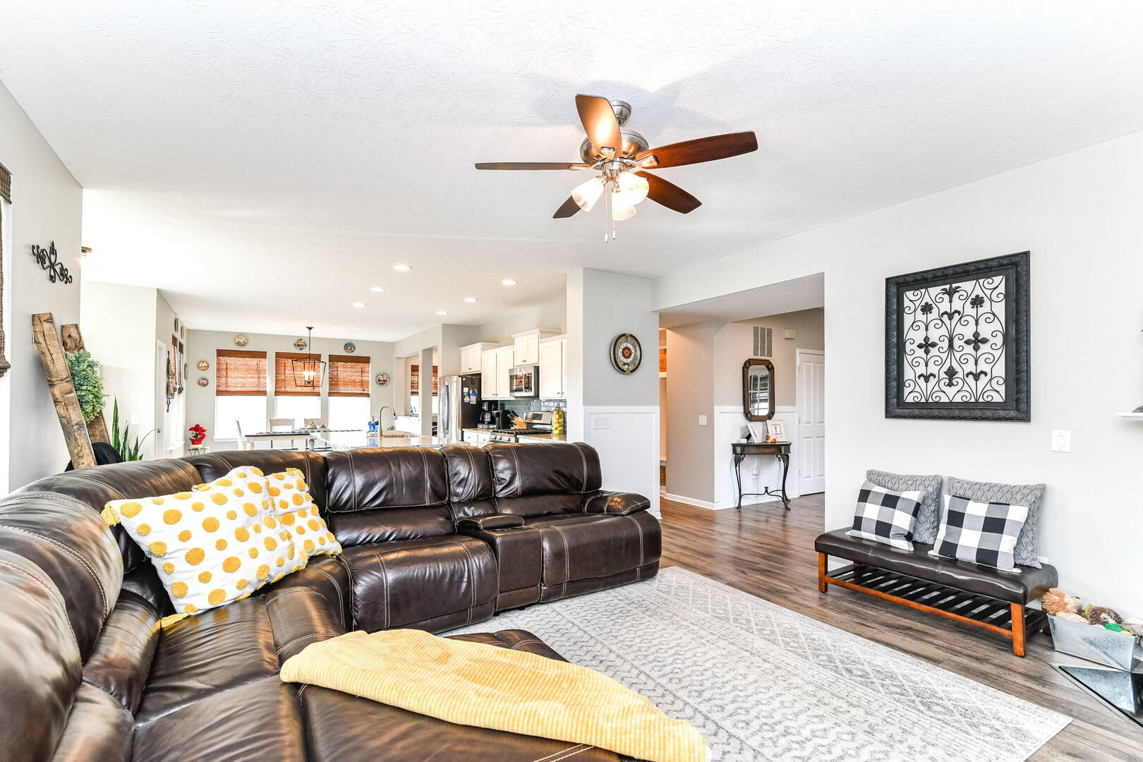 6307 Falcon Lane Zionsville, IN 46077