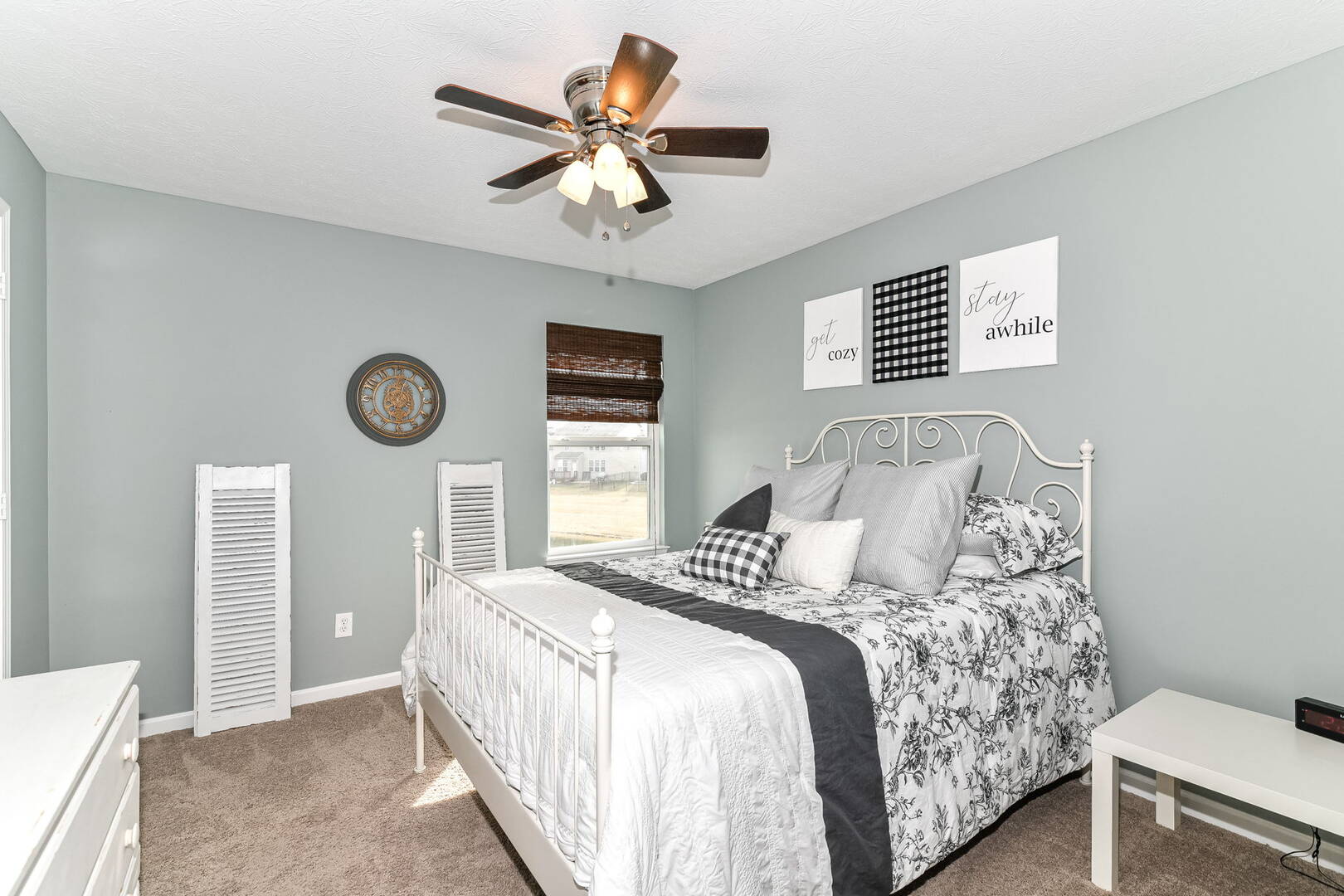 6307 Falcon Lane Zionsville, IN 46077