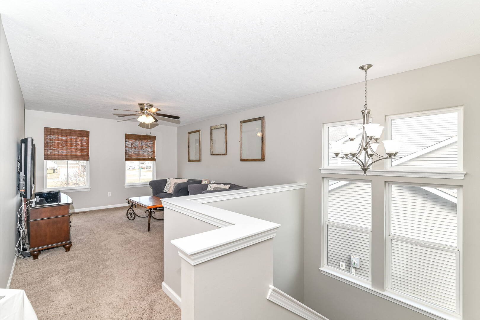 6307 Falcon Lane Zionsville, IN 46077