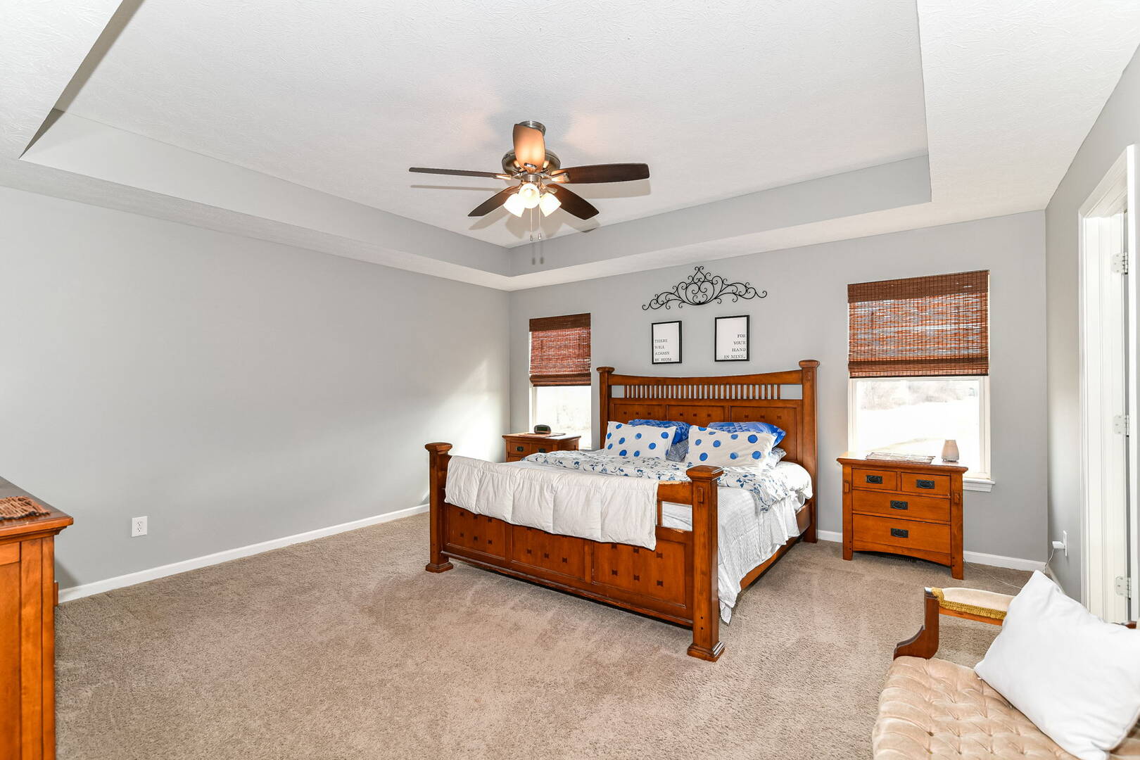 6307 Falcon Lane Zionsville, IN 46077