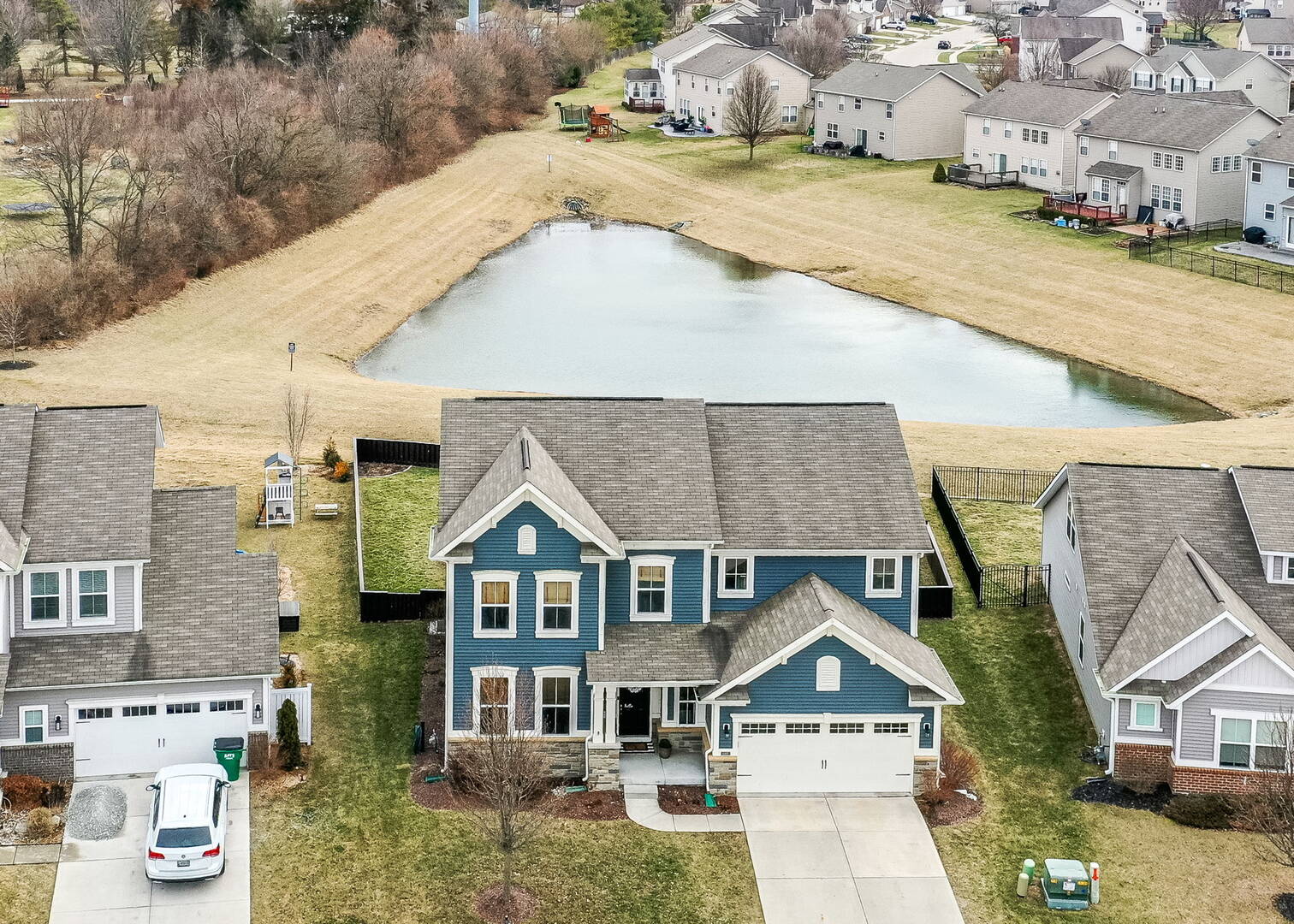 6307 Falcon Lane Zionsville, IN 46077