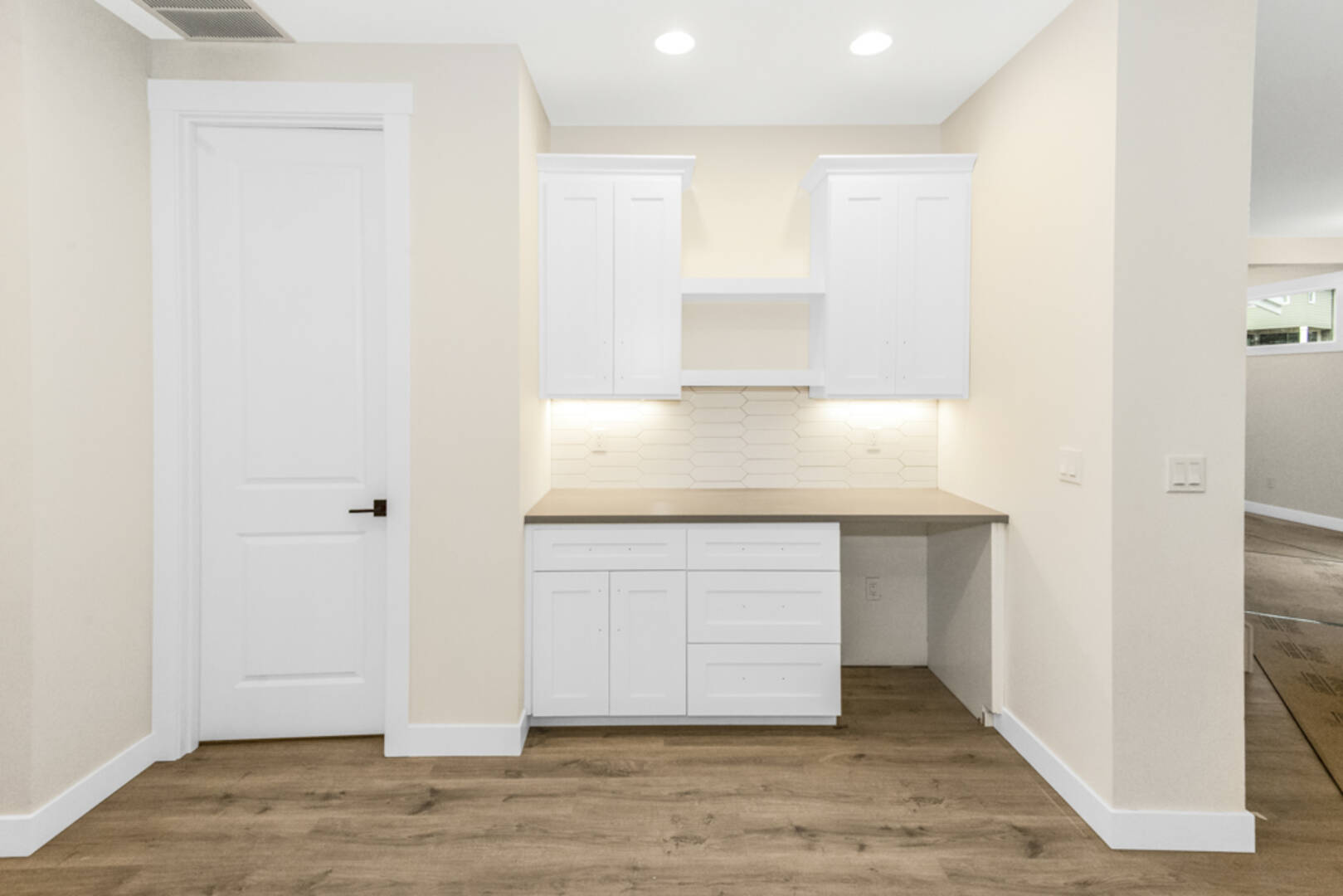 4962 Amherst Way SW Port Orchard, WA 98367