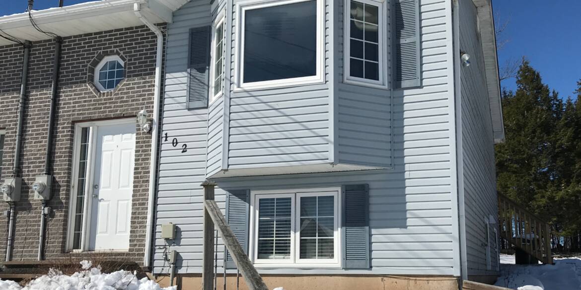 Brivity 102 Hemlock Dr Elmsdale, NS B2S1B8