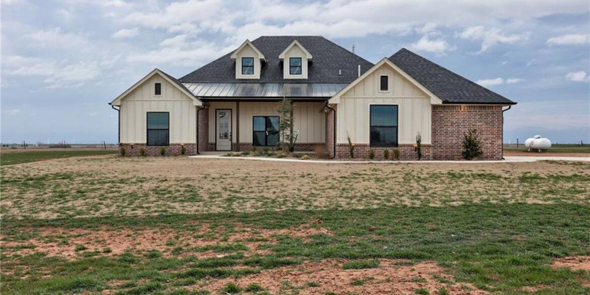 Brivity 7510 Chesapeake Ln Piedmont, OK 73078