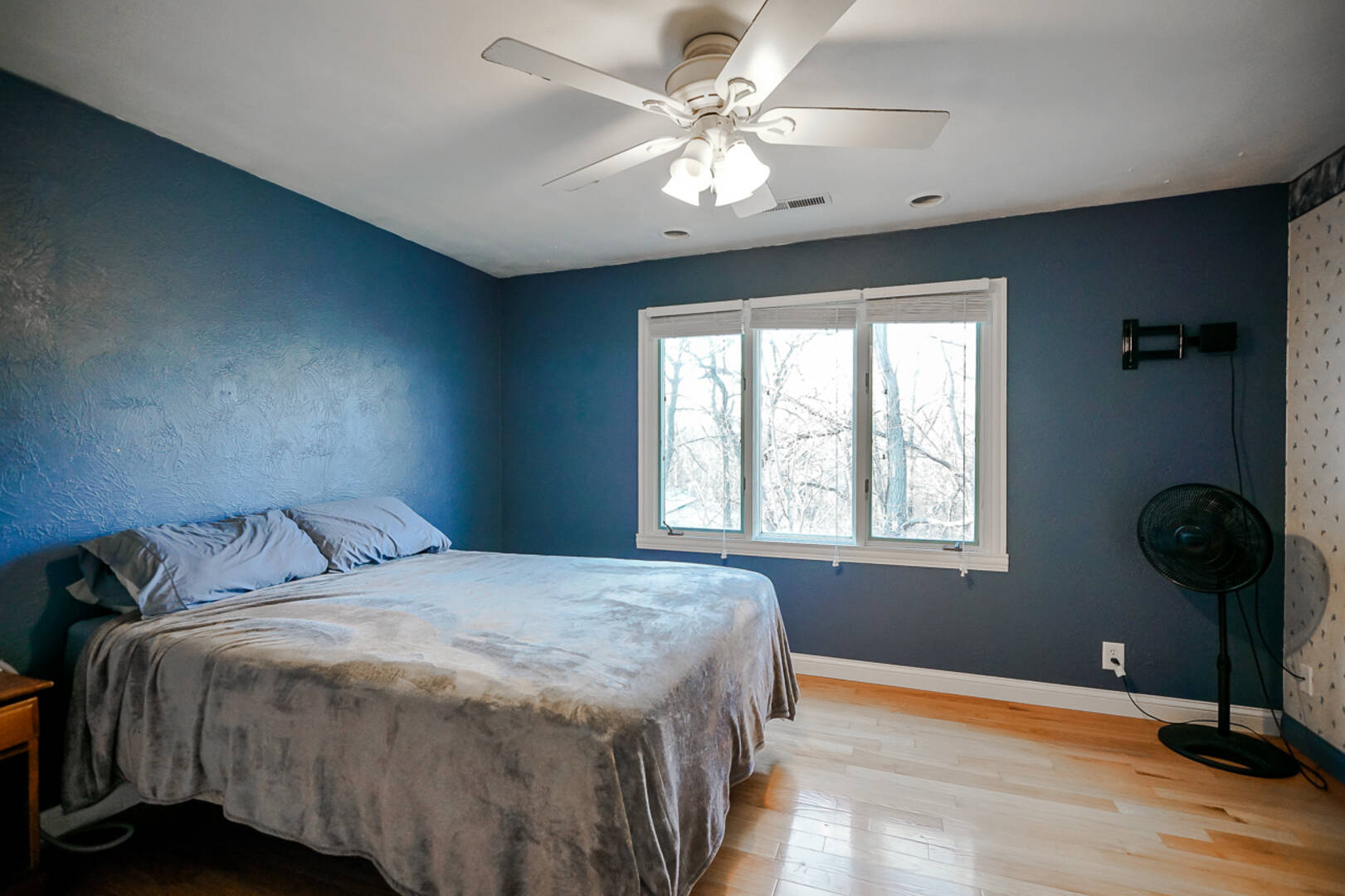 211 Burning Tree Dr Pekin, IL 61554