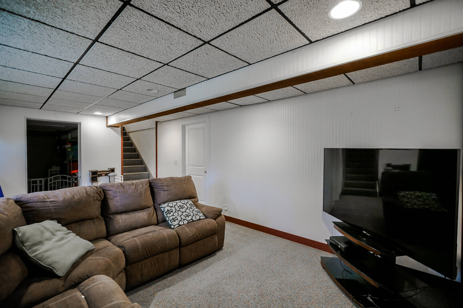 211 Burning Tree Dr Pekin, IL 61554