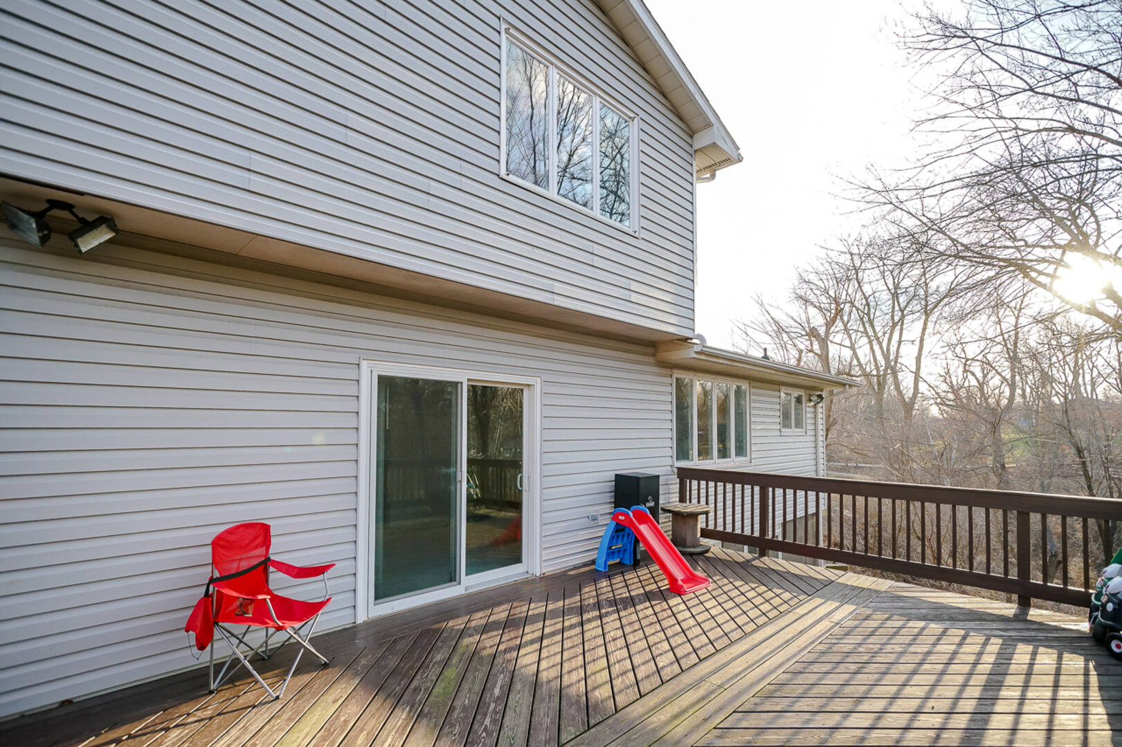 211 Burning Tree Dr Pekin, IL 61554