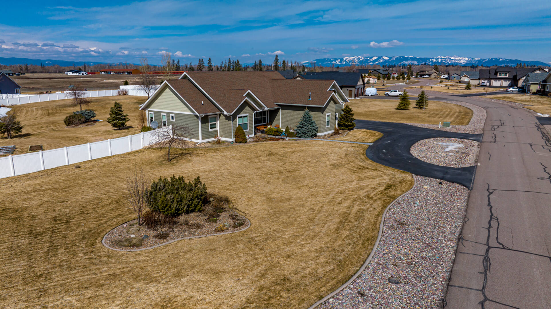 258 Mcwenneger Dr Kalispell, MT 59901