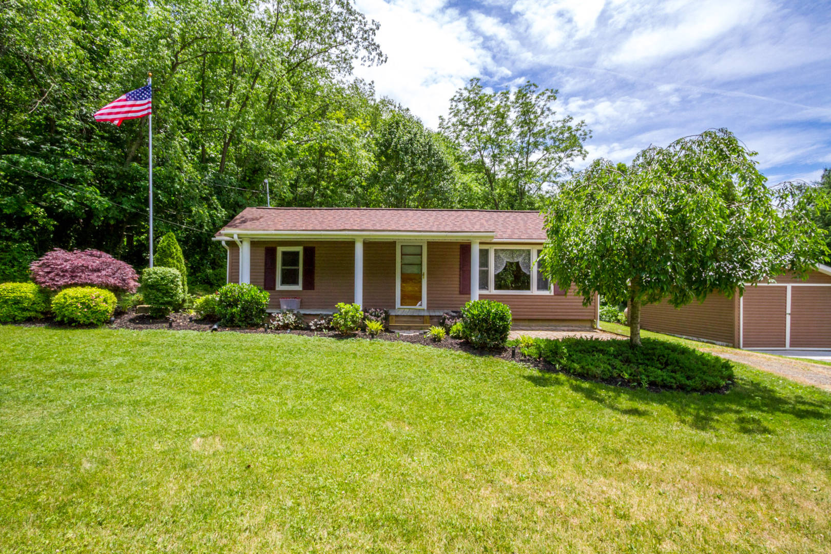 Brivity 1639 Castleton Road Max Meadows, VA 24360 Virtual Tour