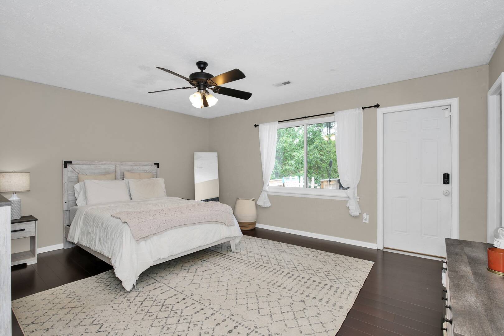 3564 Barron Way Fayetteville , NC 28311