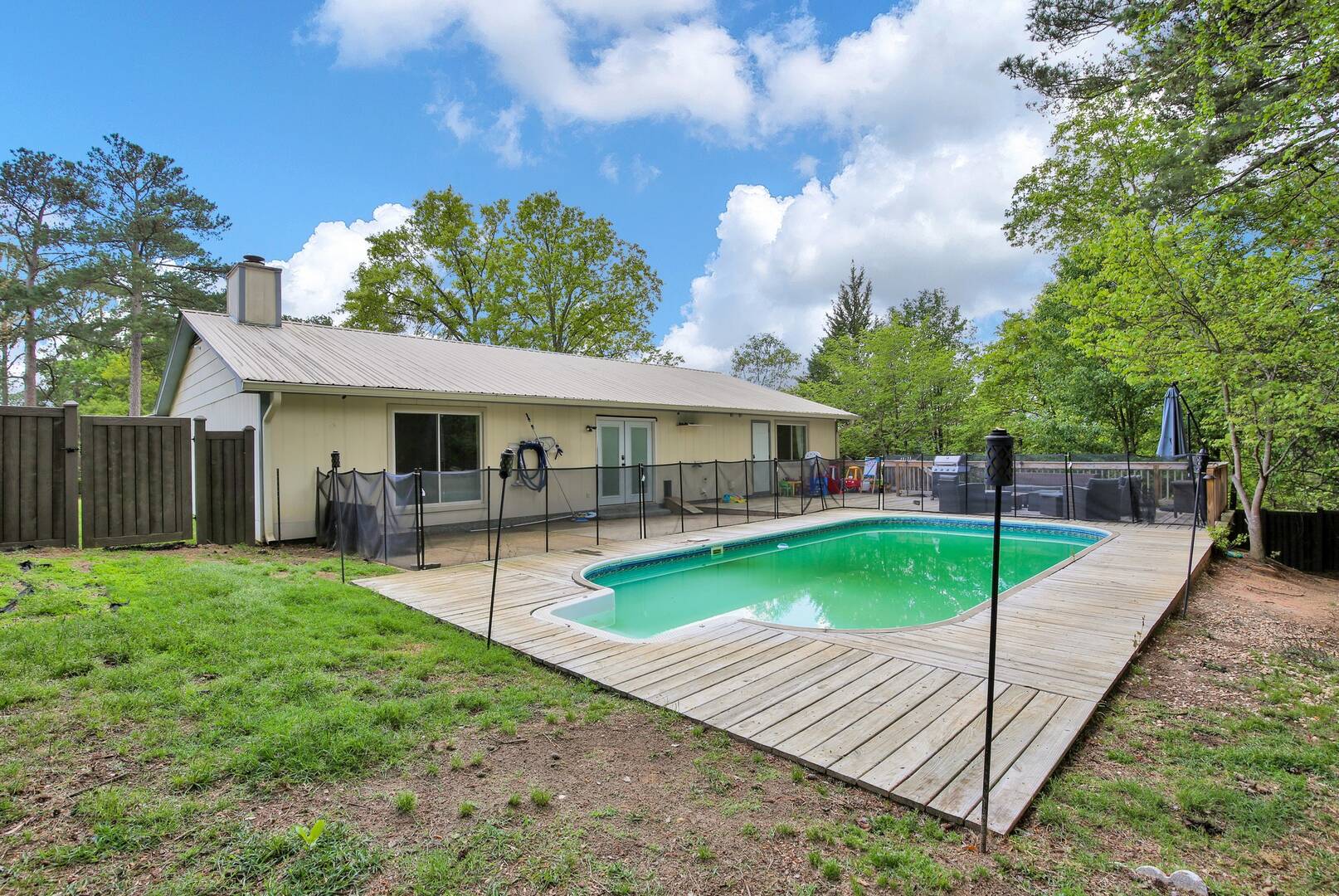 3564 Barron Way Fayetteville , NC 28311