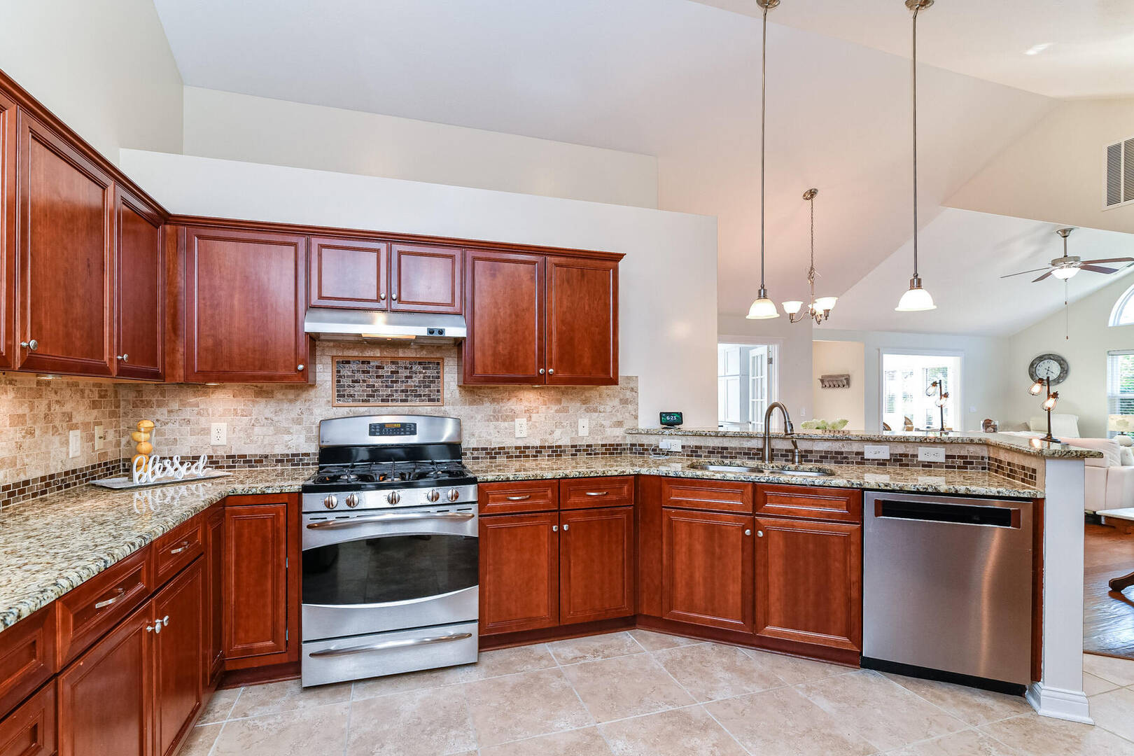 1088 Distinctive Way, #21 Greenfield, IN 46140