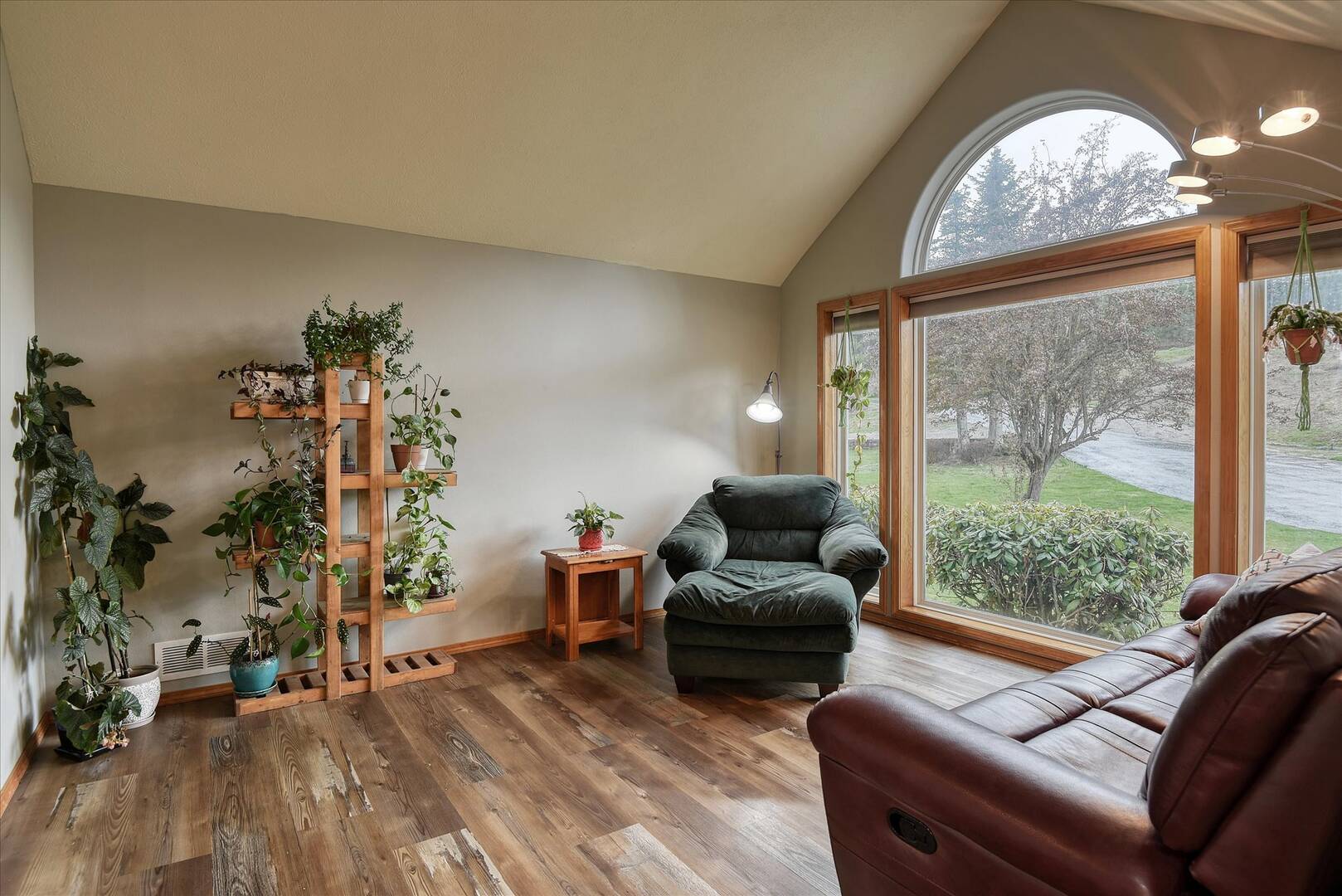 21806 N Monroe Rd Spokane, WA 99208