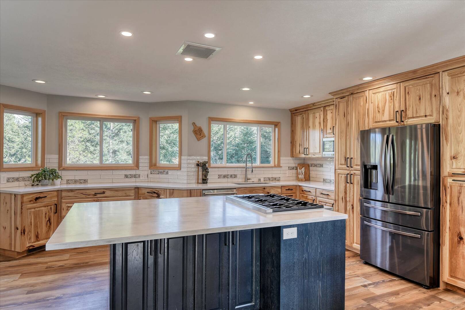 21806 N Monroe Rd Spokane, WA 99208